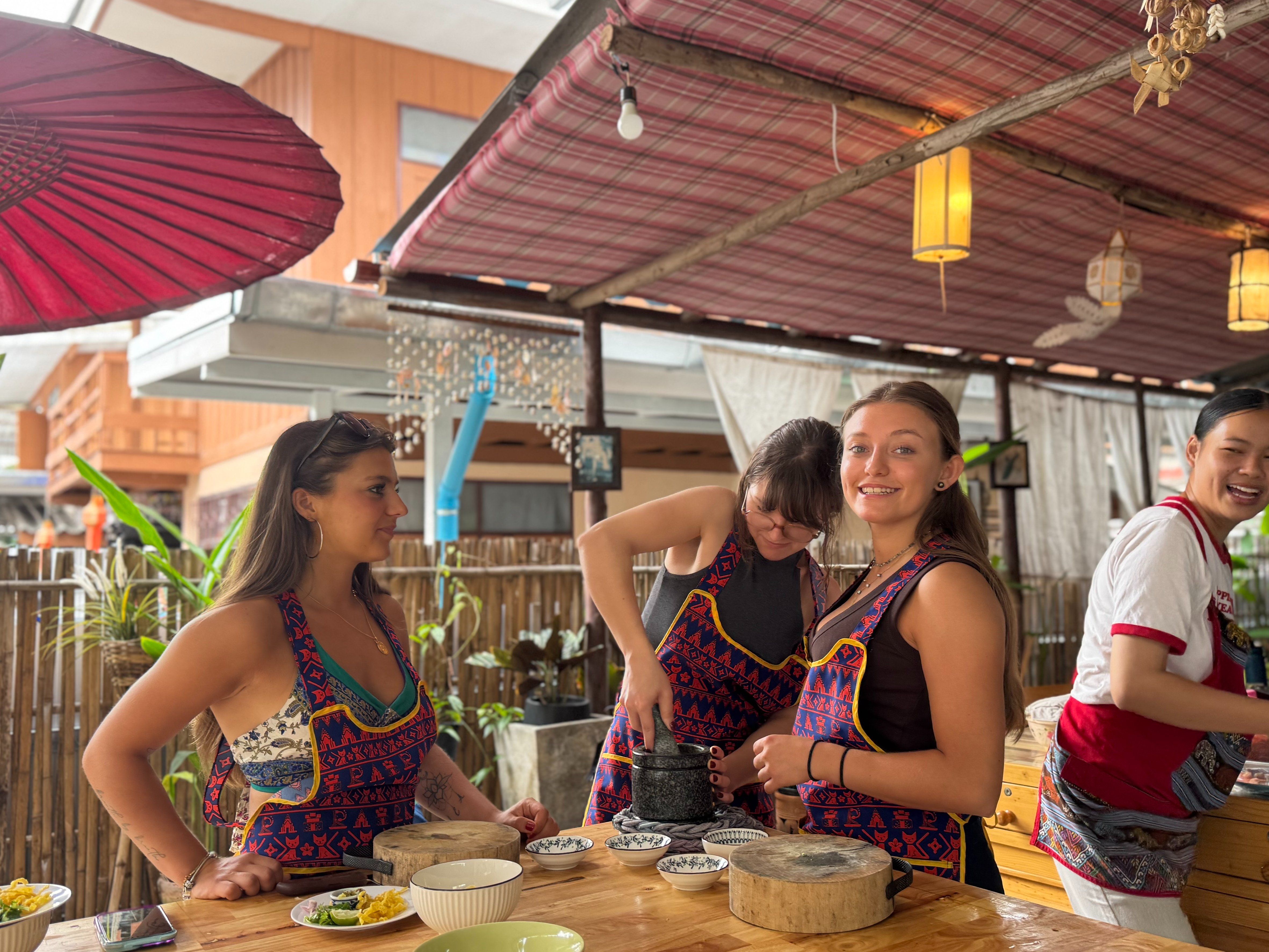 Morning Thai Home Cooking Experience in Chiang Mai with Market Tour