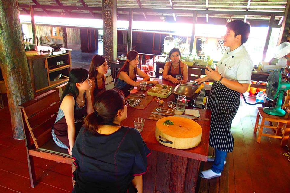 Cooking Class in an Old Thai Style Home
