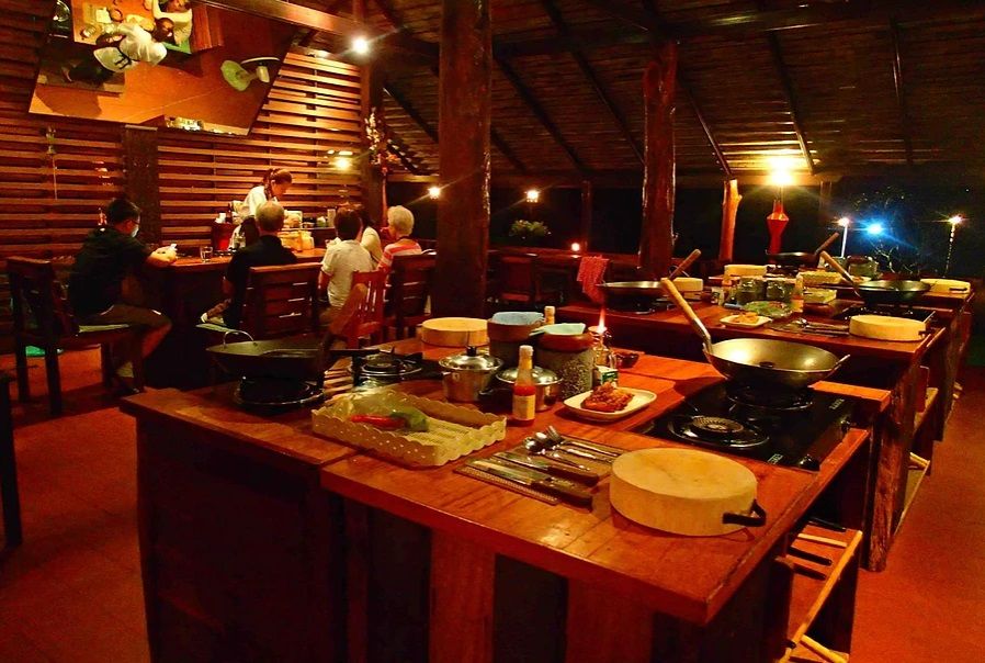 Cooking Class in an Old Thai Style Home