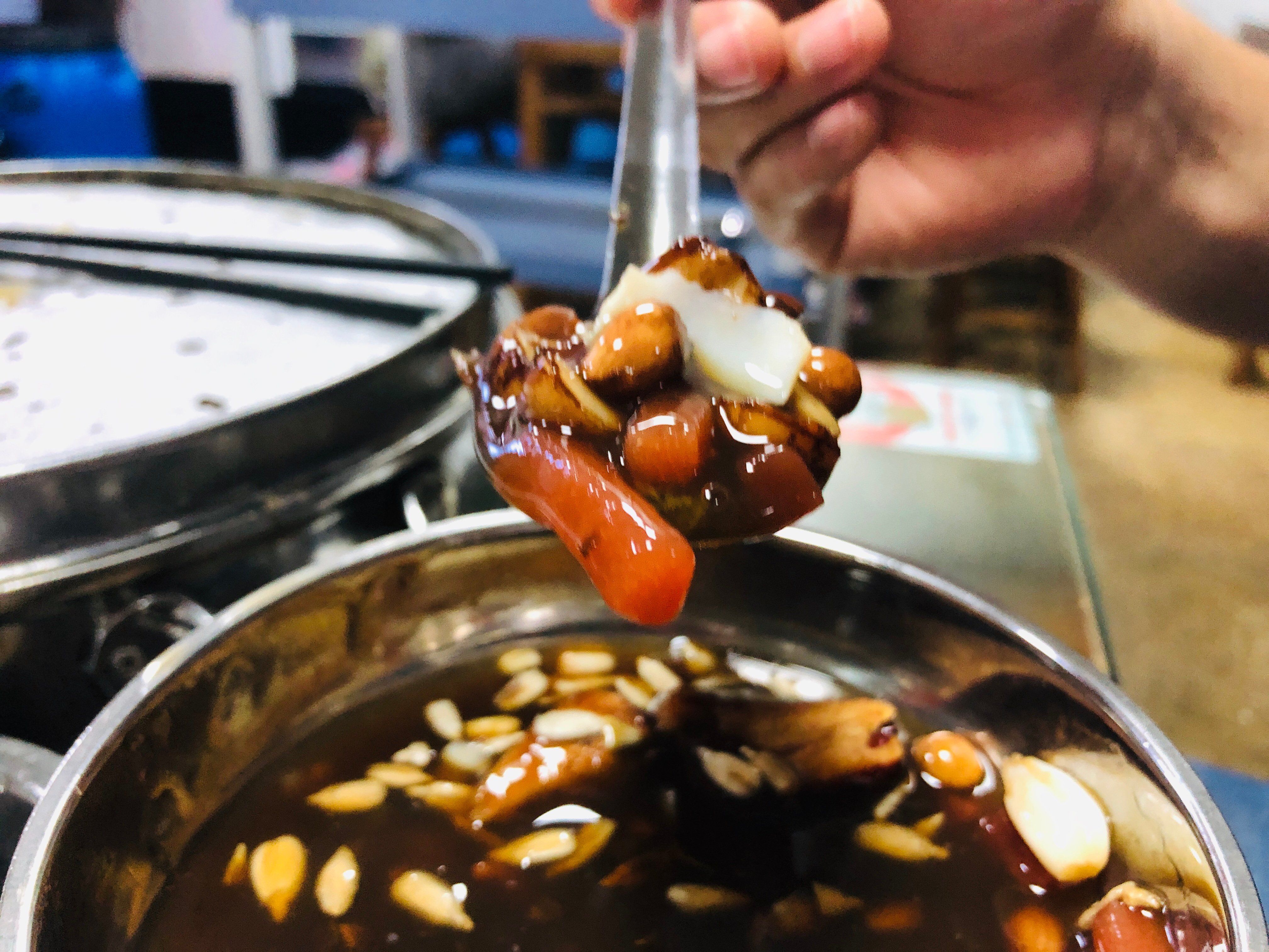 Xi'an Local Street Food Tour with TukTuk Ride