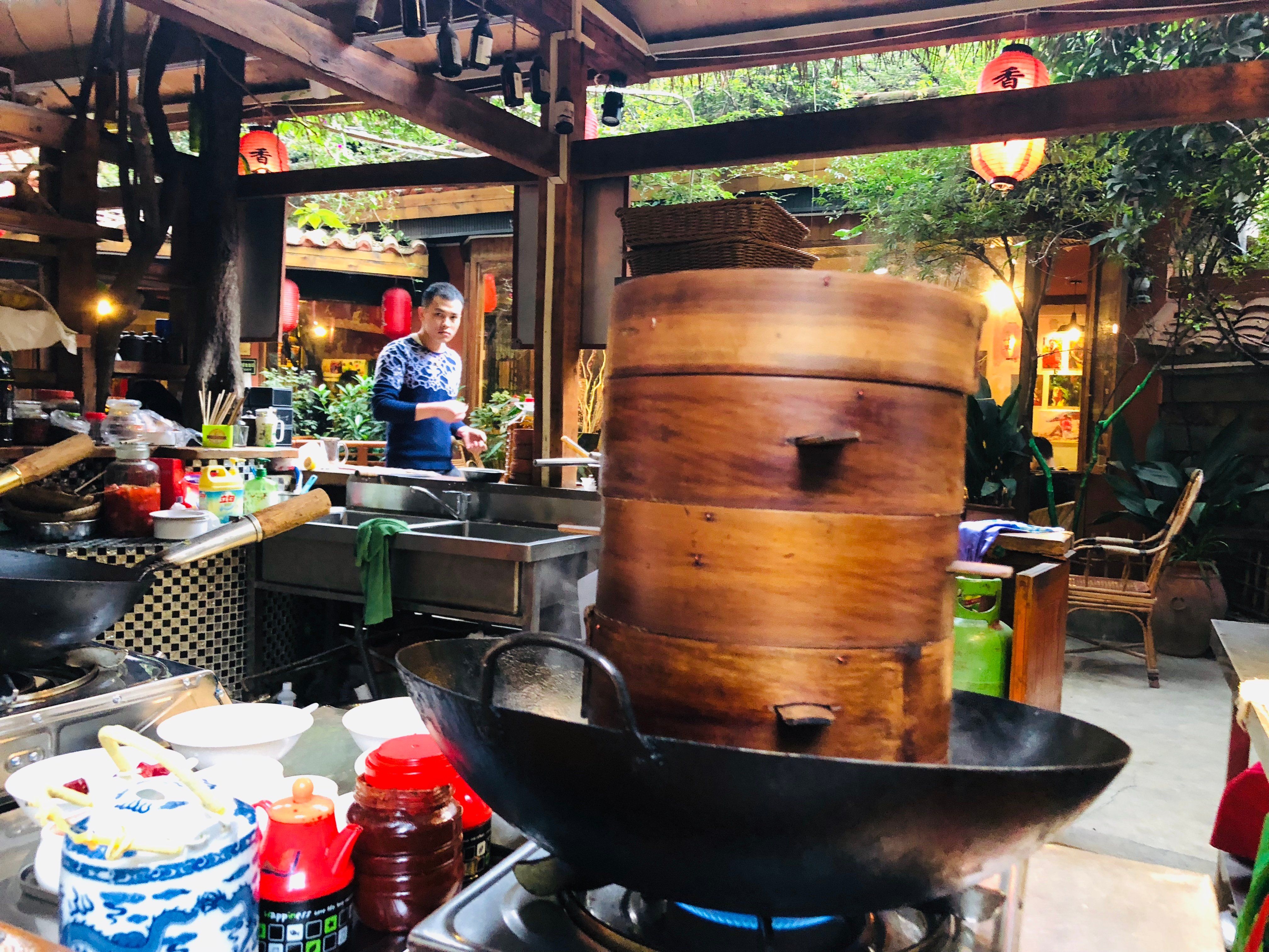 Chinese Steamed Buns (Baozi) Cooking Class with Market Tour