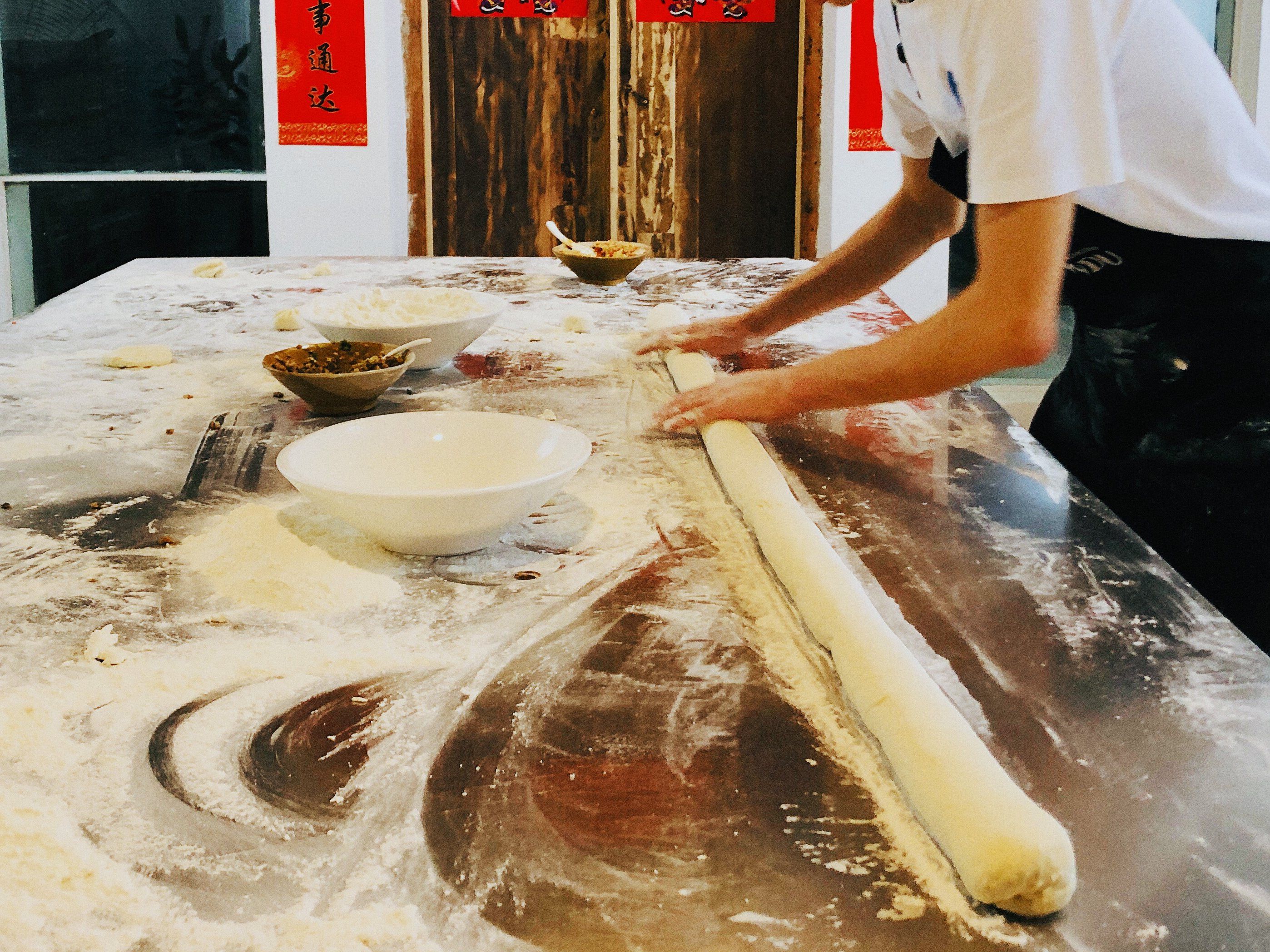 Chinese Steamed Buns (Baozi) Cooking Class with Market Tour