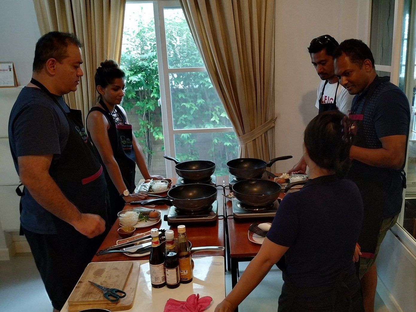 Choose Your Own Favorite Thai Dish Hands-on Authentic Thai Cooking Class with Local Market Tour