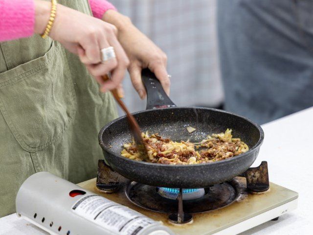 Cook 3 Korean Home-Style Dishes with Local Market Tour