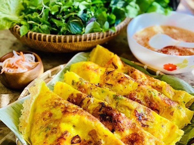 Rose Kitchen: Cook Nem Rán/Bún Chả/Phở and Free Egg or Salt Coffee