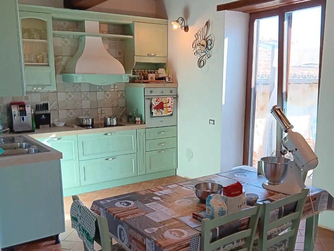 Cook and Eat Fresh Pasta and Tiramisù in the Umbrian Hills
