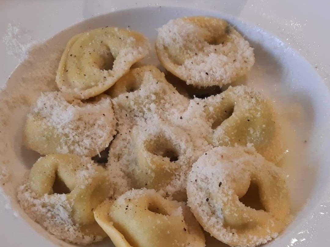 Cook and Eat Fresh Pasta and Tiramisù in the Umbrian Hills