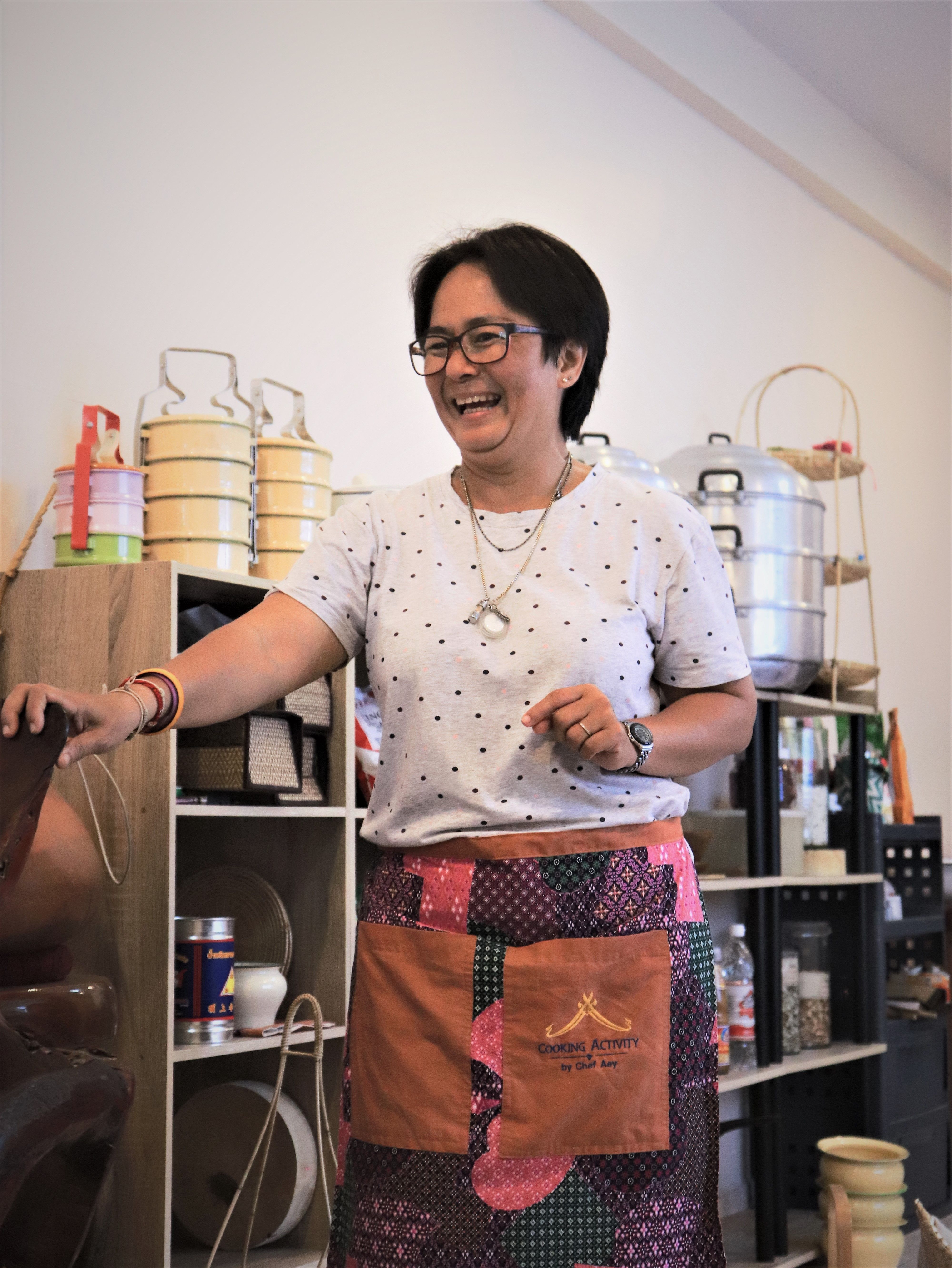 Fresh Market Tour & Authentic Thai Lunch Cooking with Passionate Chef