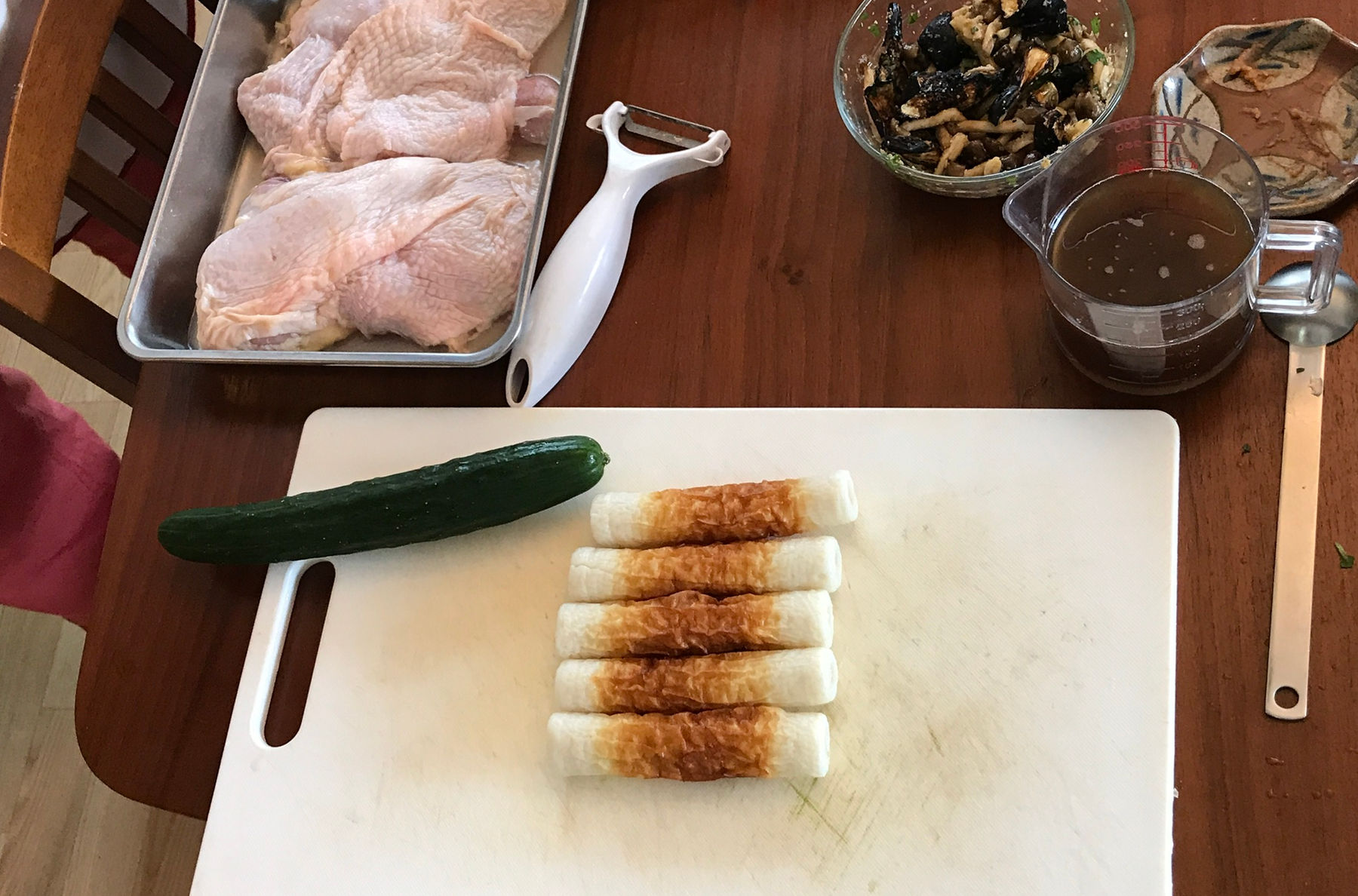 Cook Authentic Japanese Food with a Passionate Home-Cook in Shinjuku