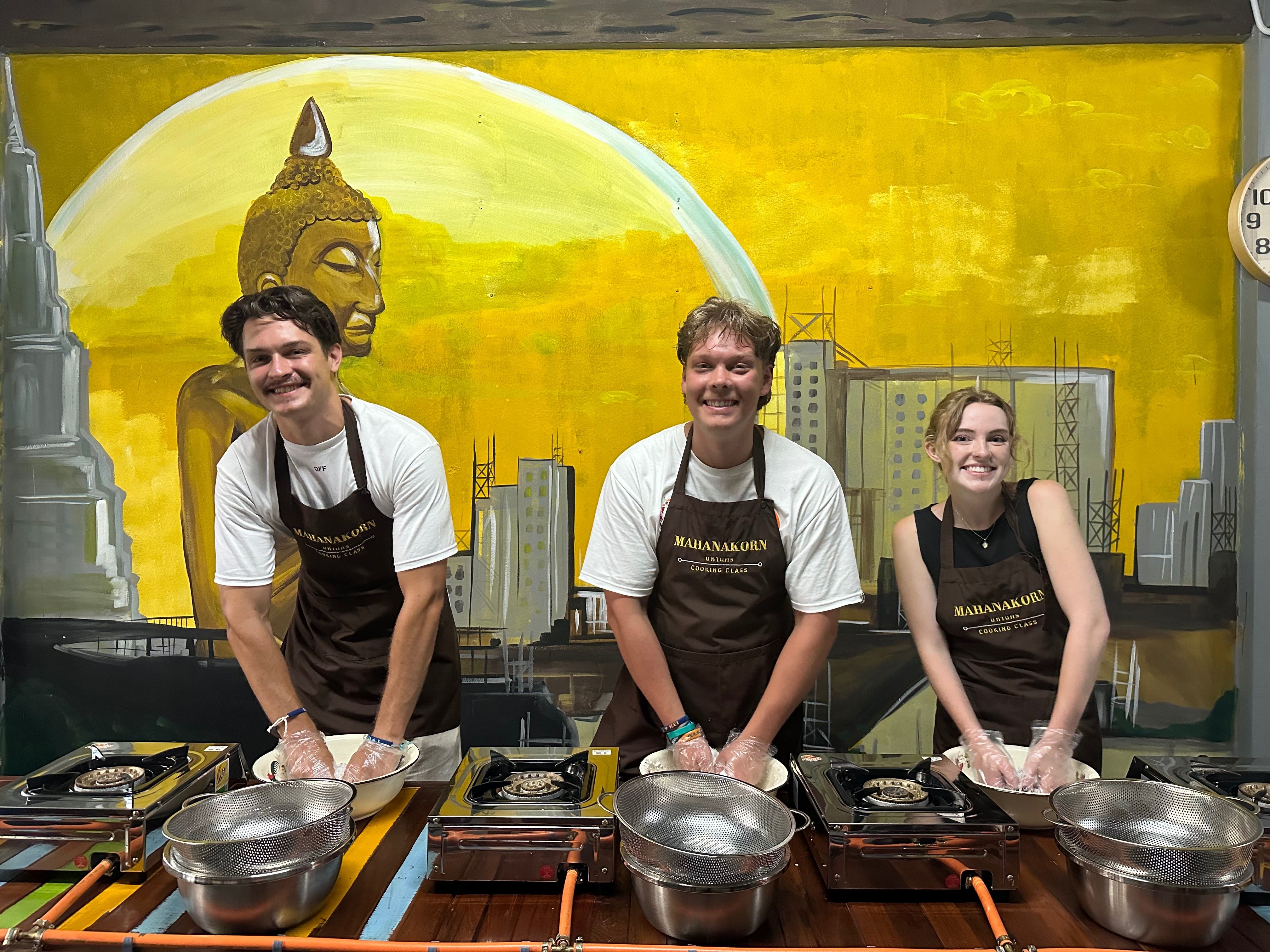 Authentic Thai Cooking Class in a Cozy Bangkok Kitchen