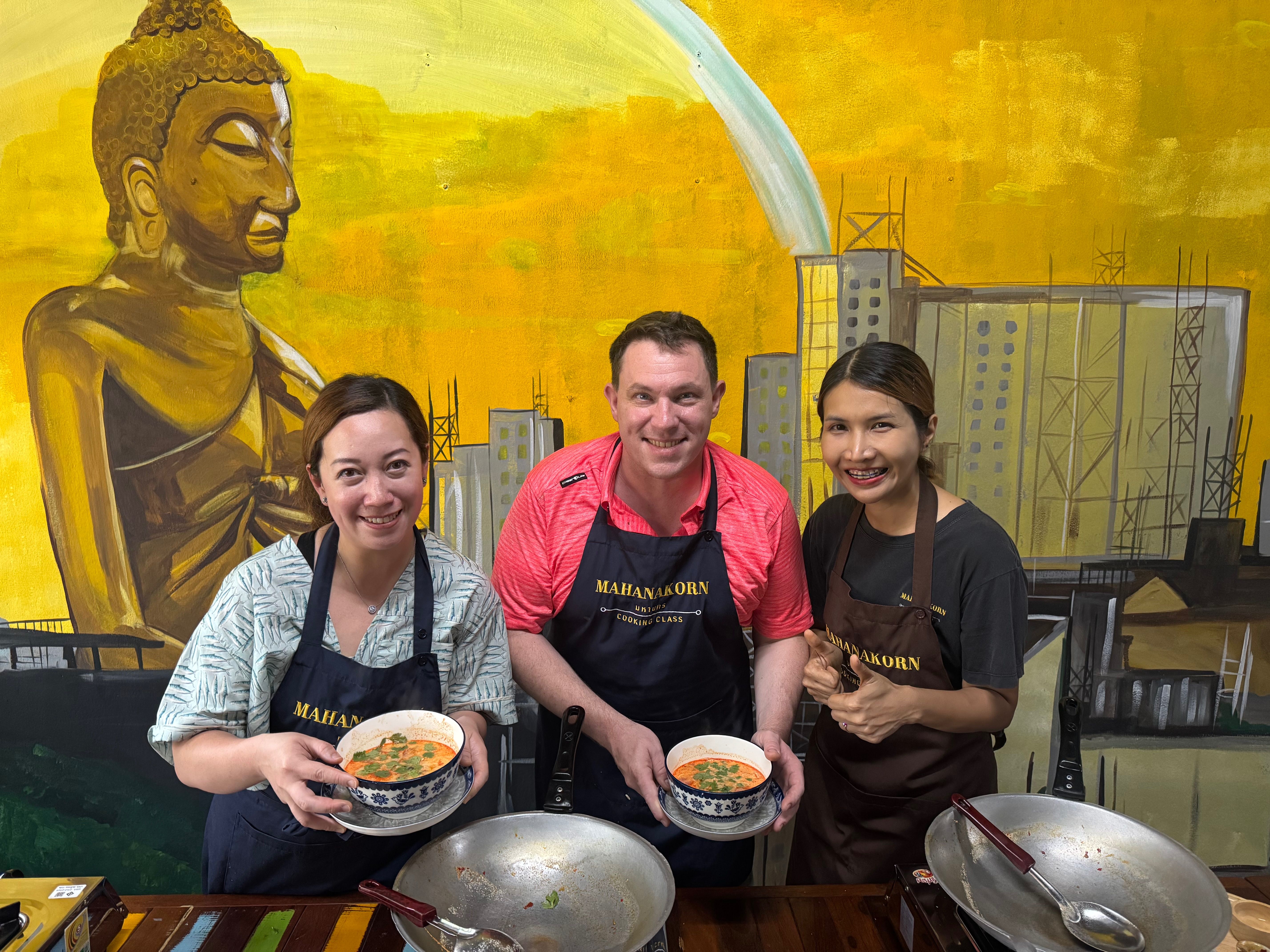 Authentic Thai Cooking Class in a Cozy Bangkok Kitchen