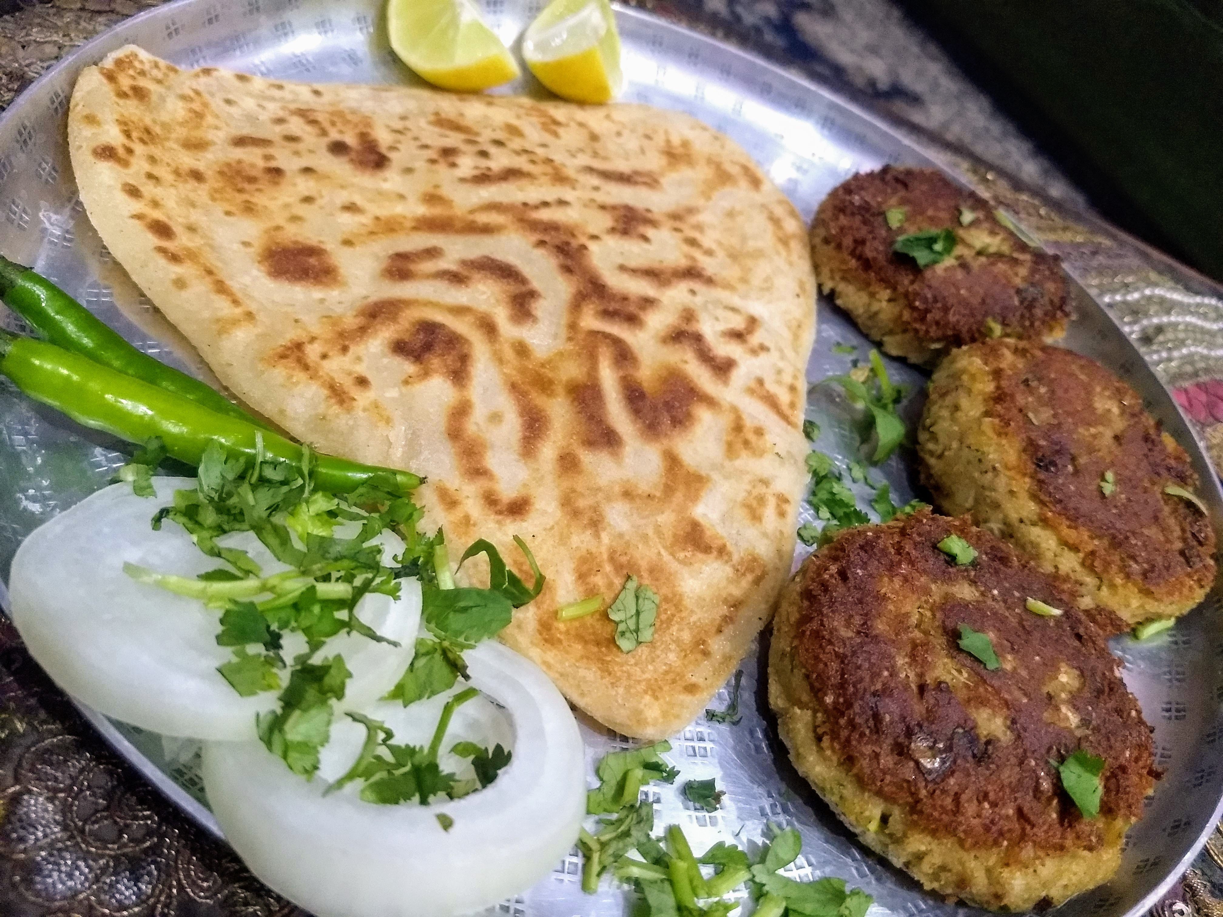 Learn and Enjoy: Homemade Street Snacks with Tea Tasting in a Local Home