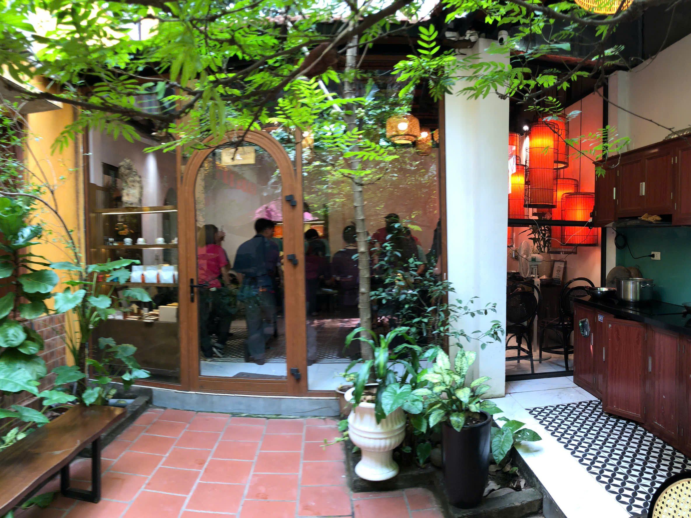 Cook Like a Local: Hanoi’s Bun Cha, Nem Ran & Banana Flower Salad
