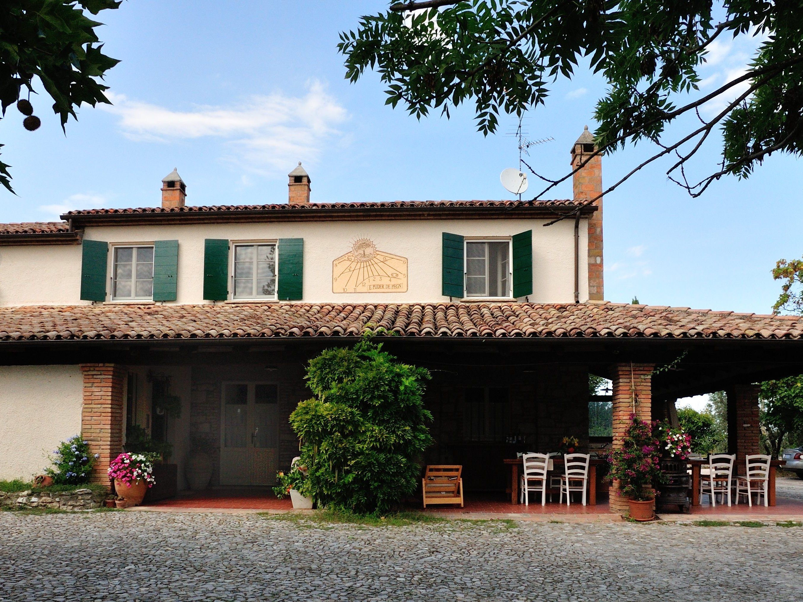 Cuisinez comme un local dans la campagne de Saint-Marin