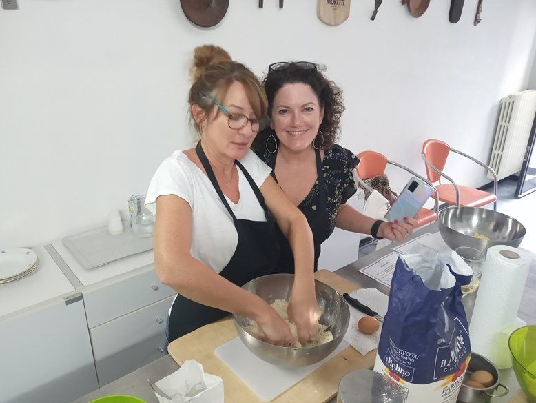 Cooking and Drinking in a Tuscan Farmhouse