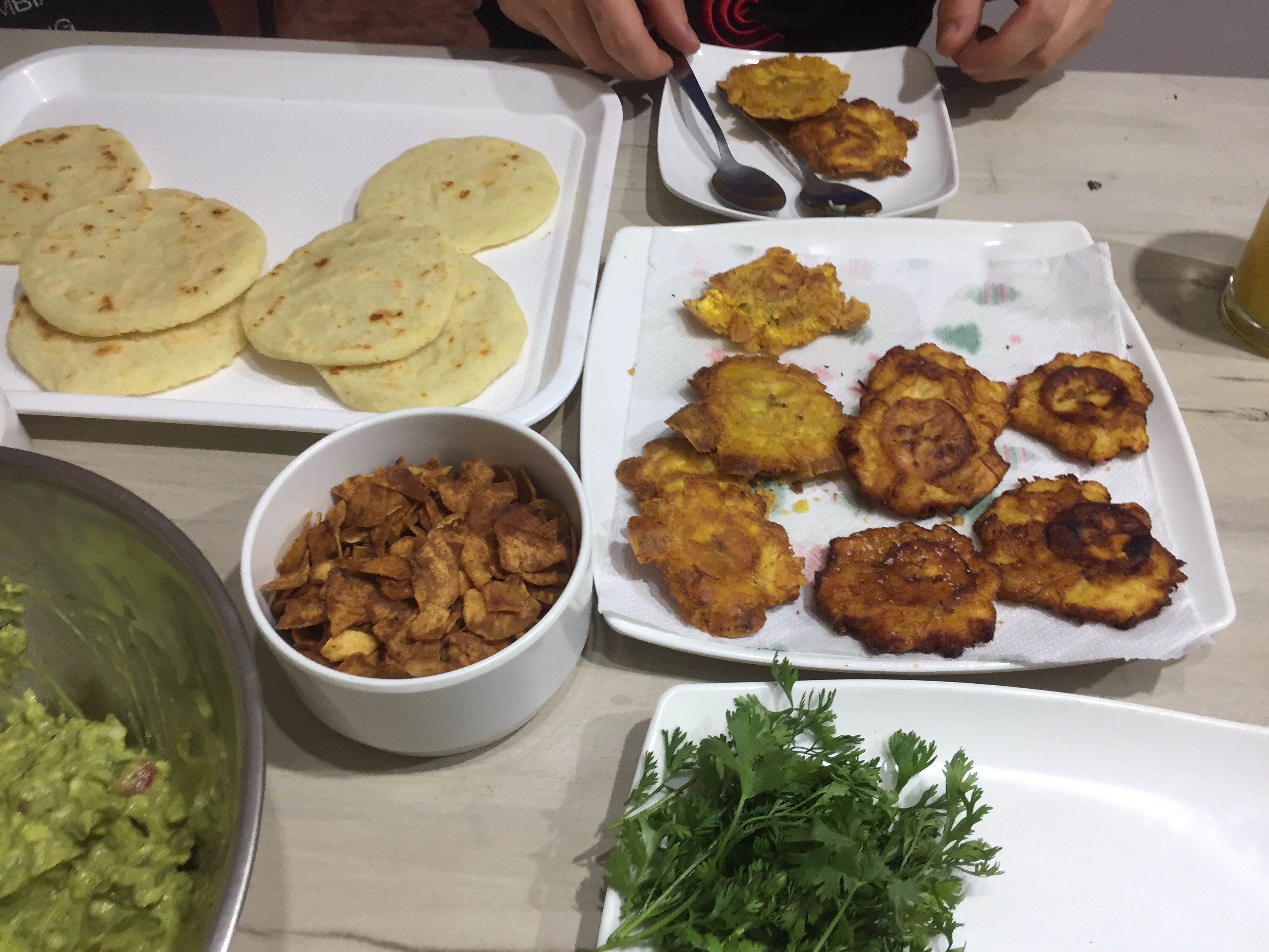 Cooking Class in a Typical Colombian House: Fruits, Cocktails, Fun and a Lot of Food!