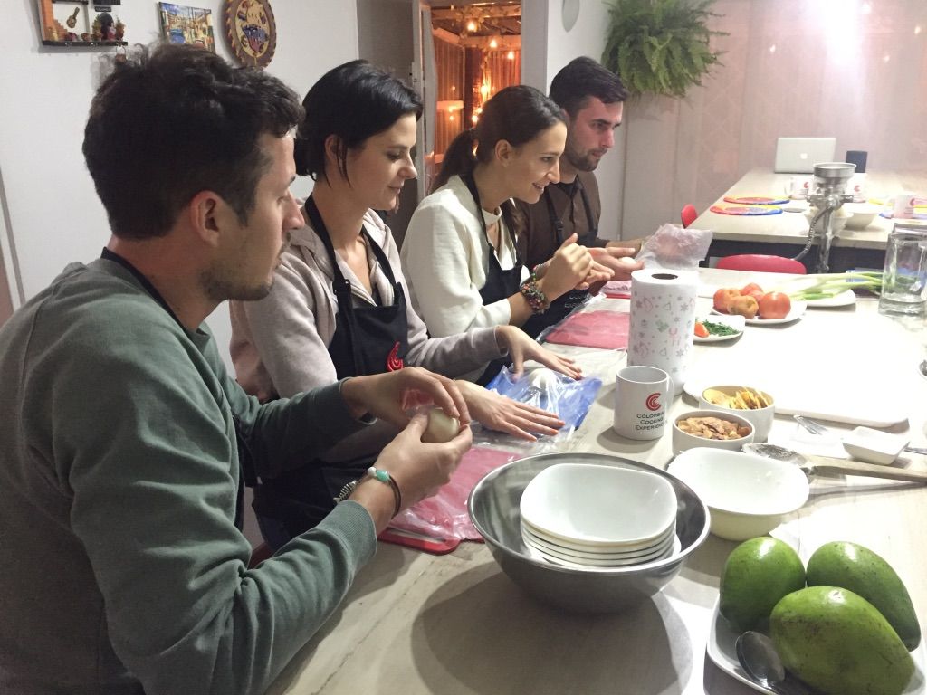 Cooking Class in a Typical Colombian House: Fruits, Cocktails, Fun and a Lot of Food!