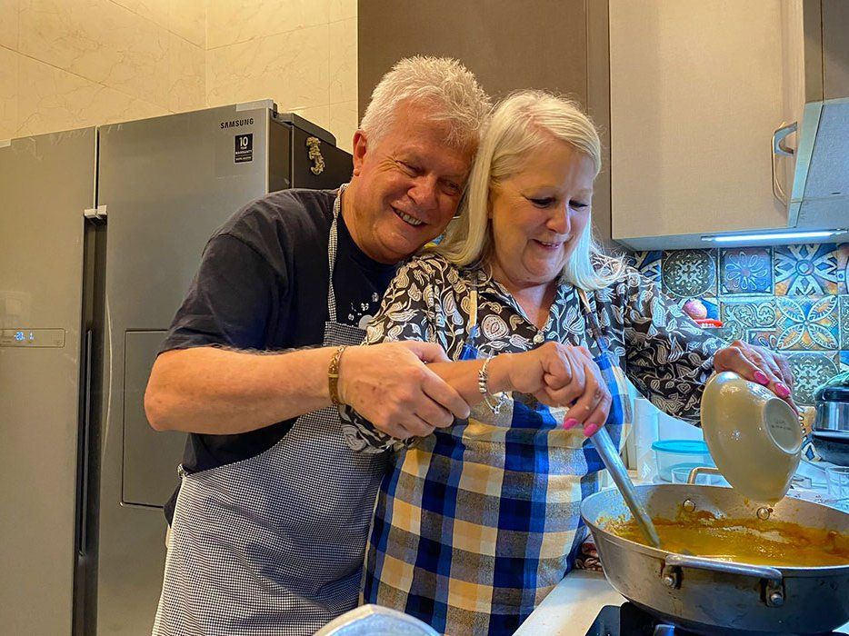 Learn a 6-Course Indian Meal in a Delhi Family Home