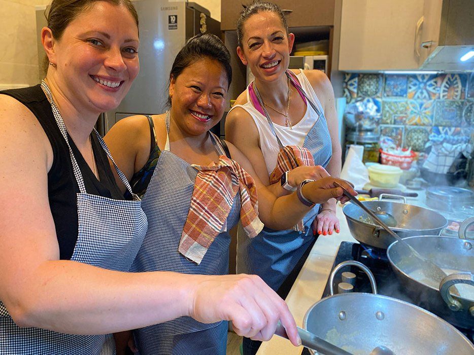 Learn a 6-Course Indian Meal in a Delhi Family Home