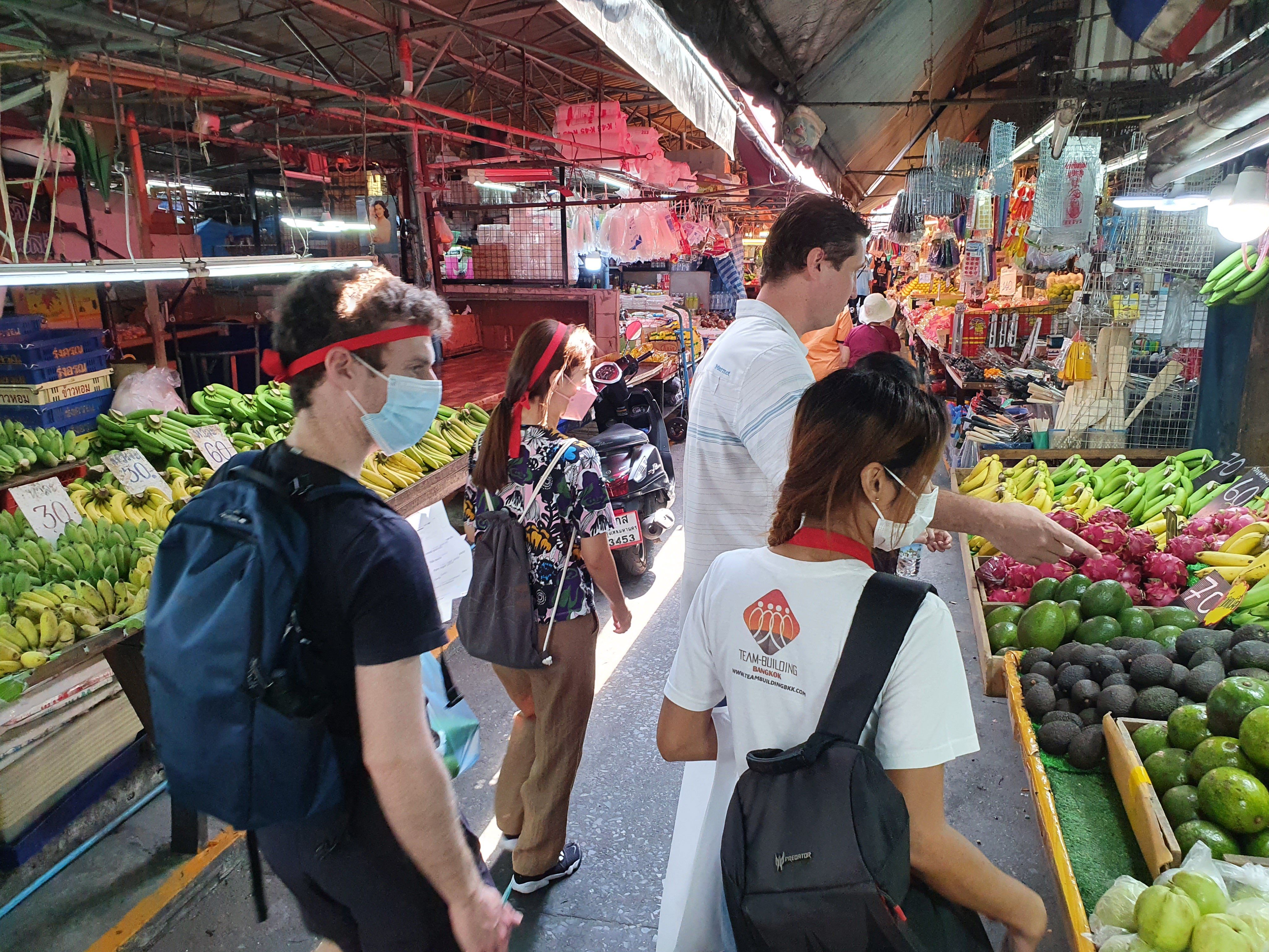Thai Cooking & Market Scavenger Hunt Experience