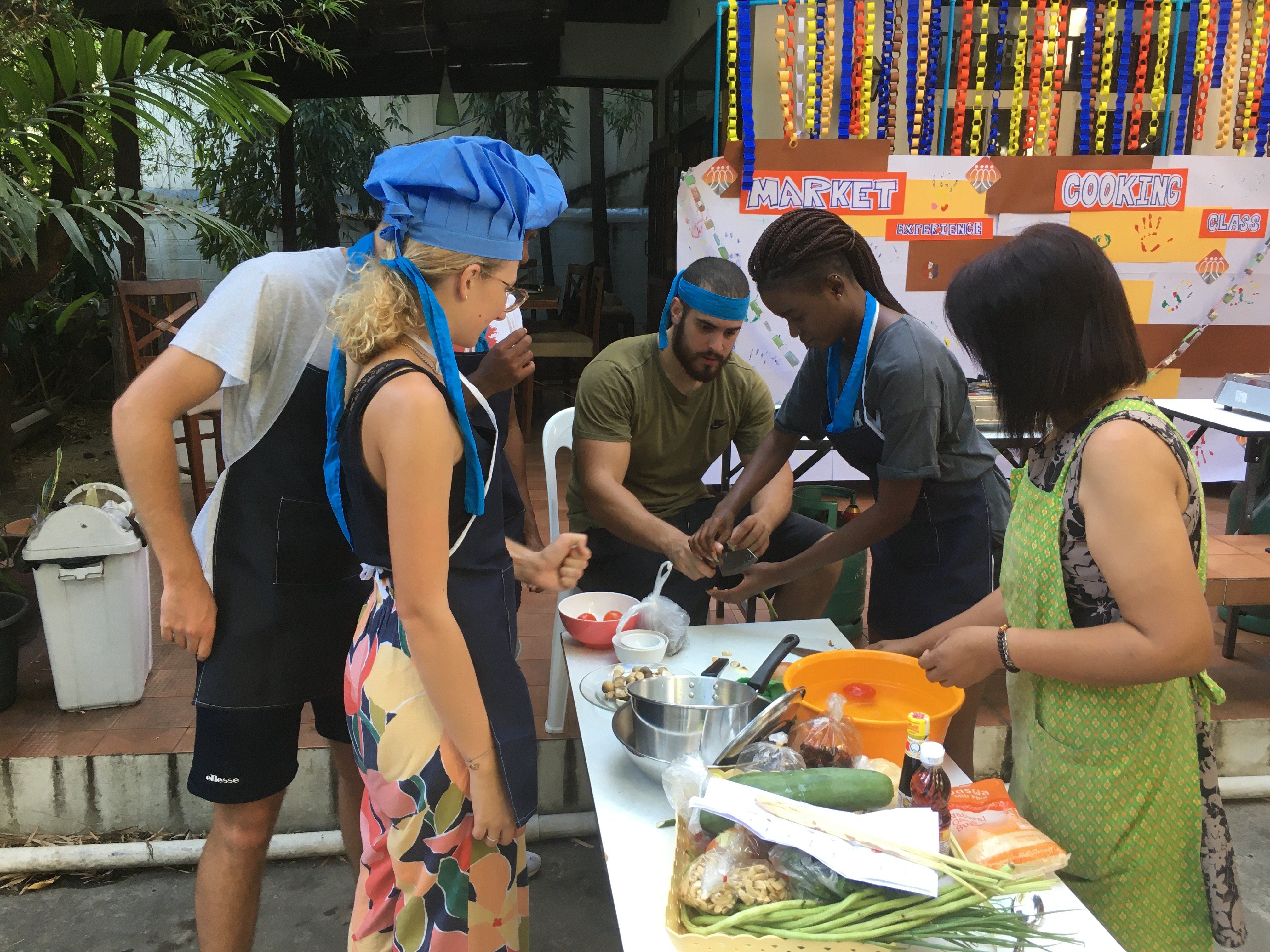 Thai Cooking & Market Scavenger Hunt Experience