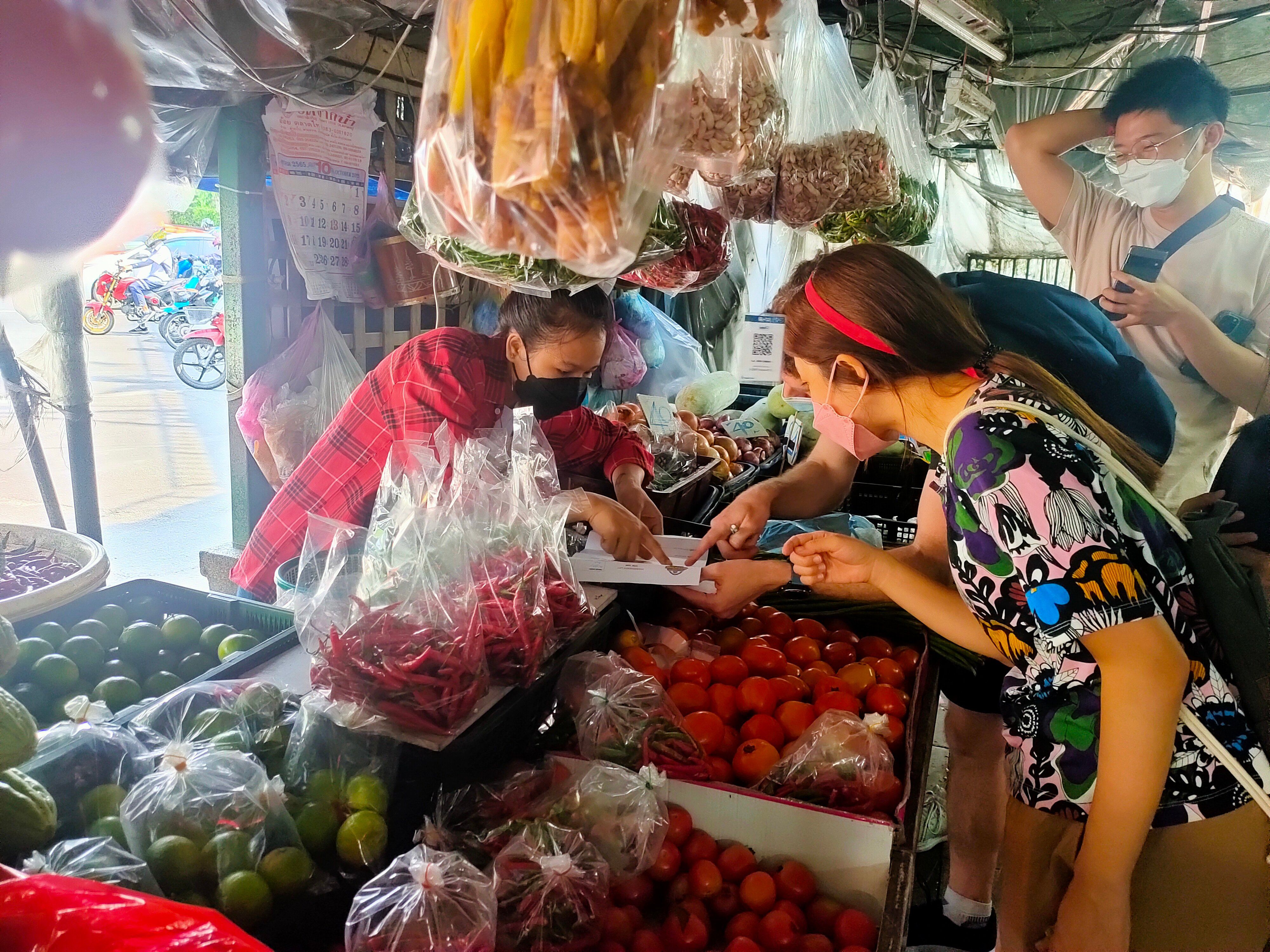 Thai Cooking & Market Scavenger Hunt Experience