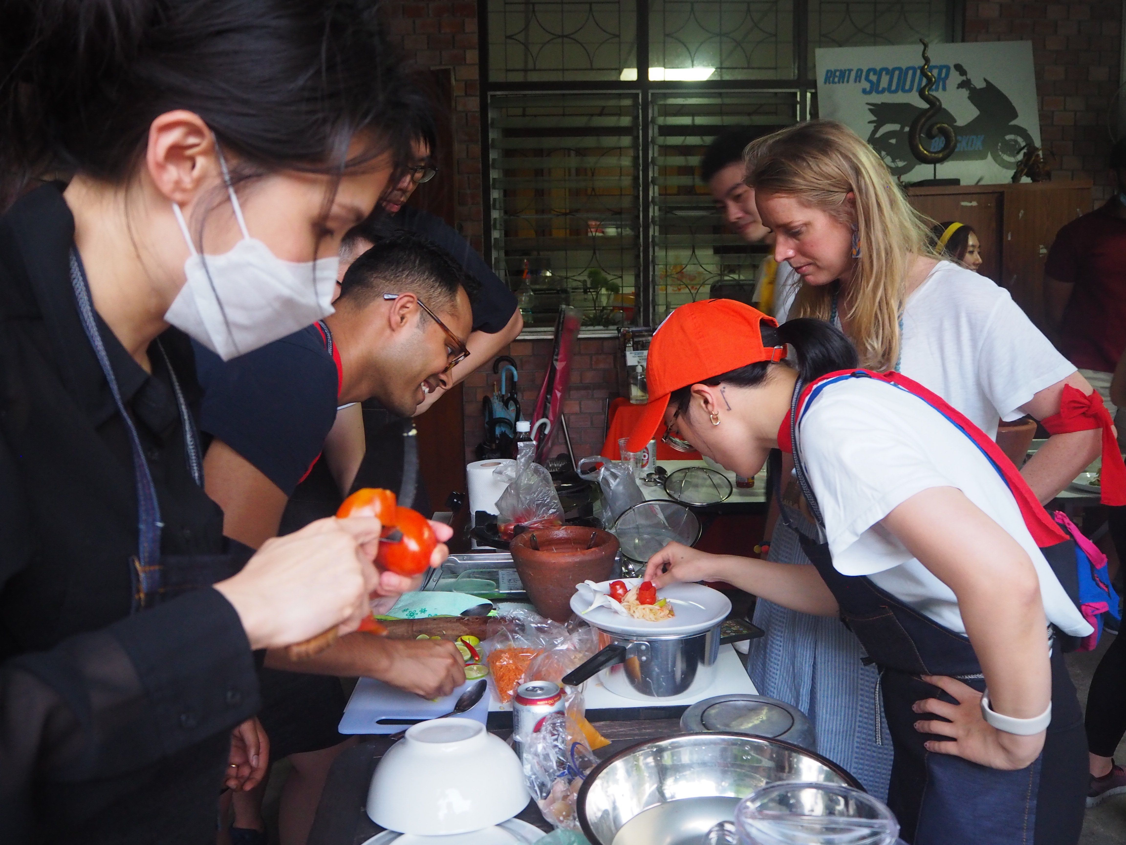 Thai Cooking & Market Scavenger Hunt Experience