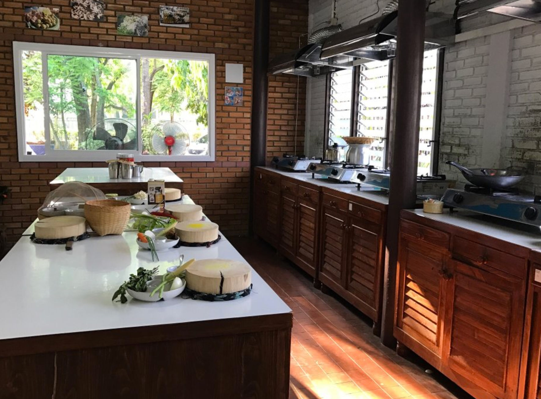 "You Choose The Dishes" Thai Cooking Class with Local Market Tour