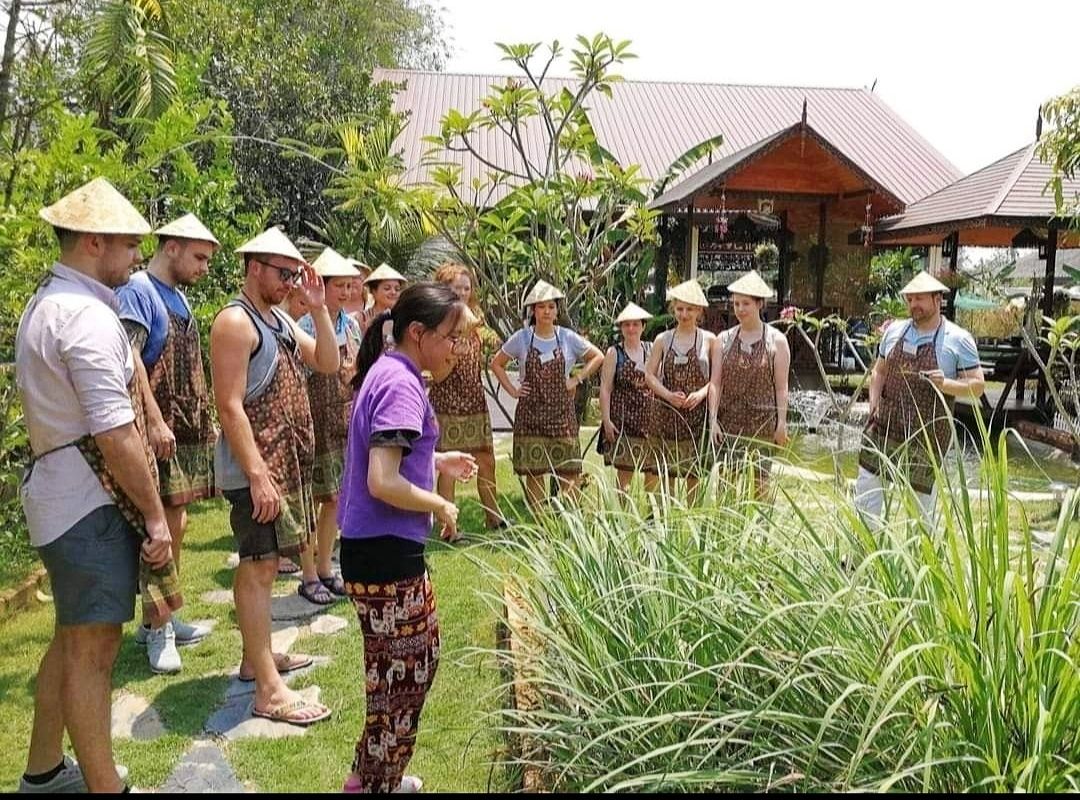 Choose Your Thai Menu: From Local Market Visit to Garden Tour