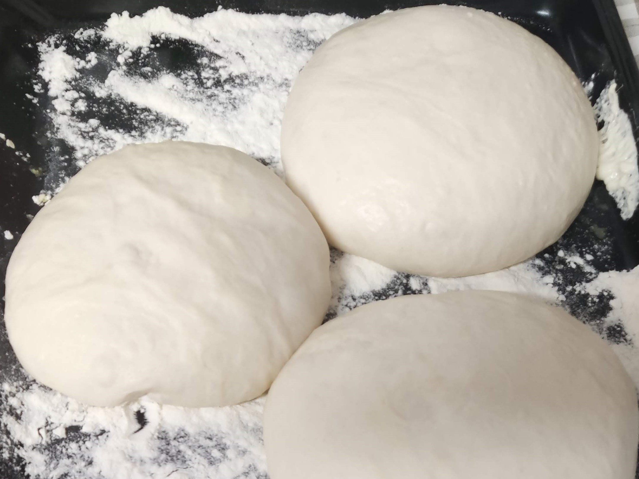 Contemporary Pizza Cooking Class in Catania