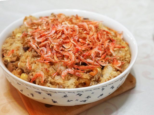 Old-fashioned Taiwanese Cuisine Cooking Class with Market Tour