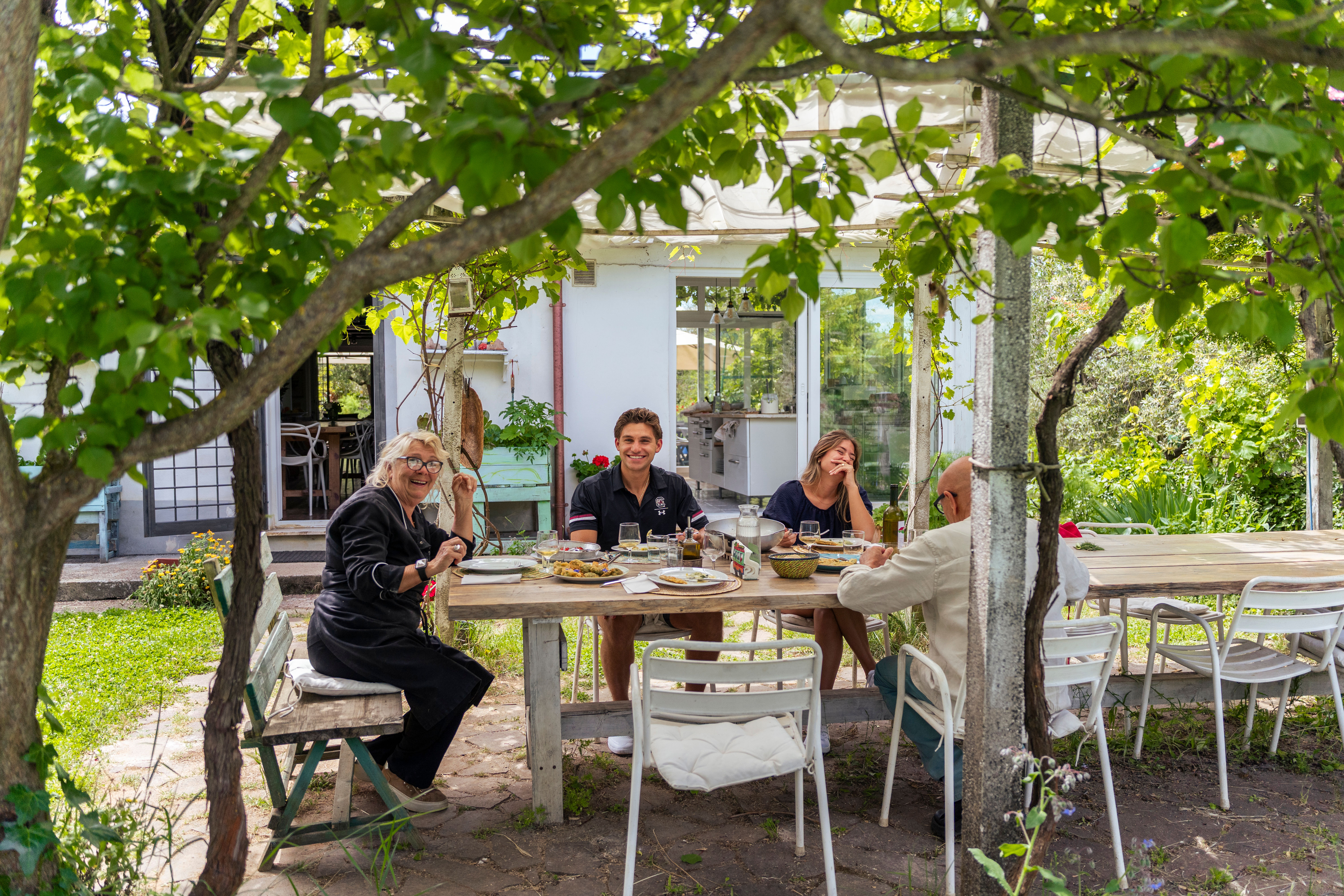 Cuisiner aux herbes sauvages dans la campagne romaine - Cours particulier