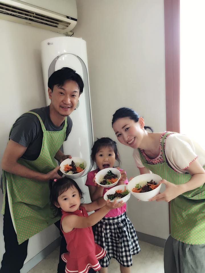 Cook 3 Korean Home-Style Dishes with Local Market Tour