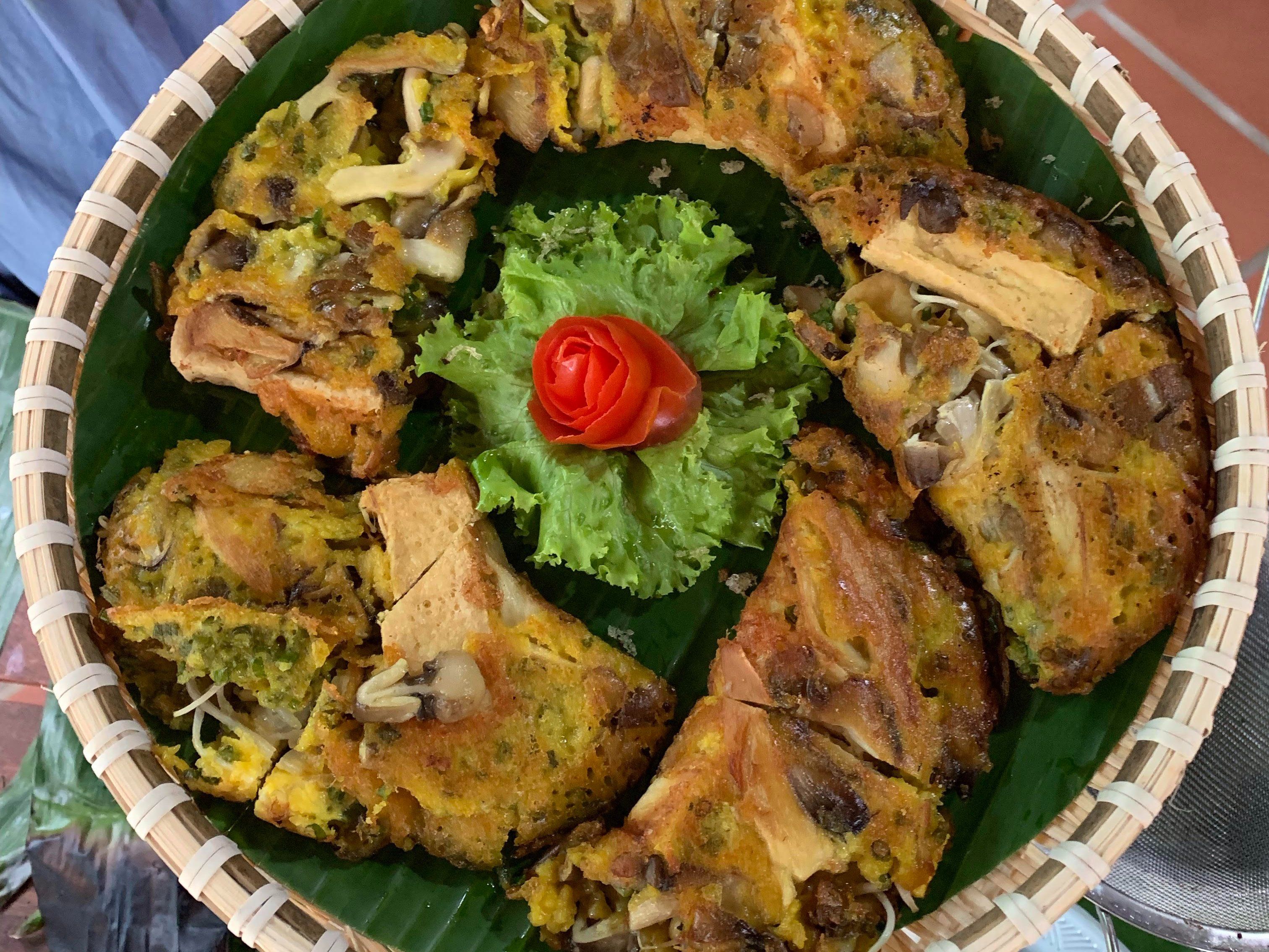 Countryside Bike Tour and Basket Boat Experience with Vietnamese Culinary Class
