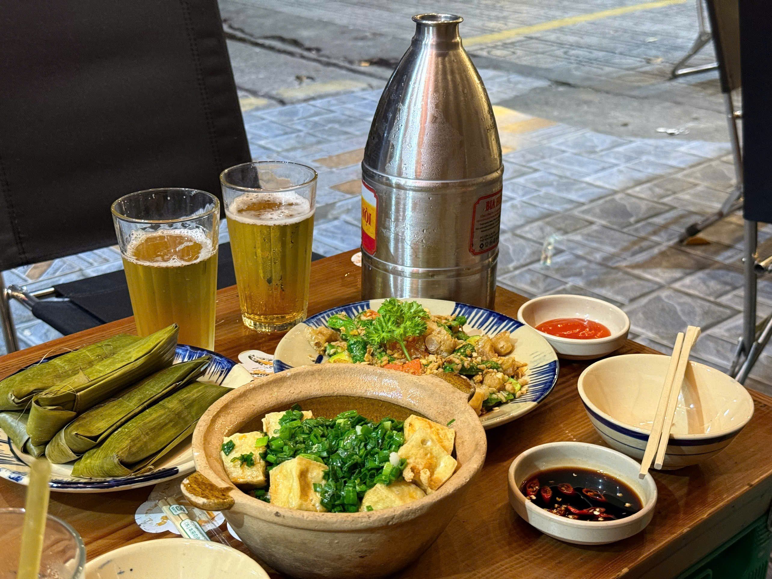 Saigon Craft Beer and Food Tour by Scooter