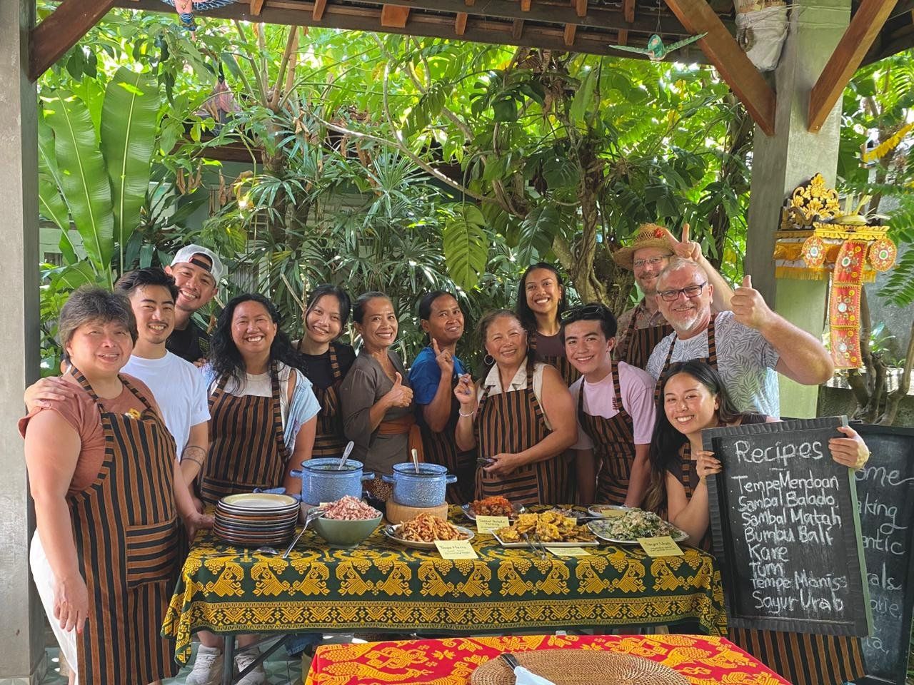 Tempeh indonésio e experiência culinária caseira