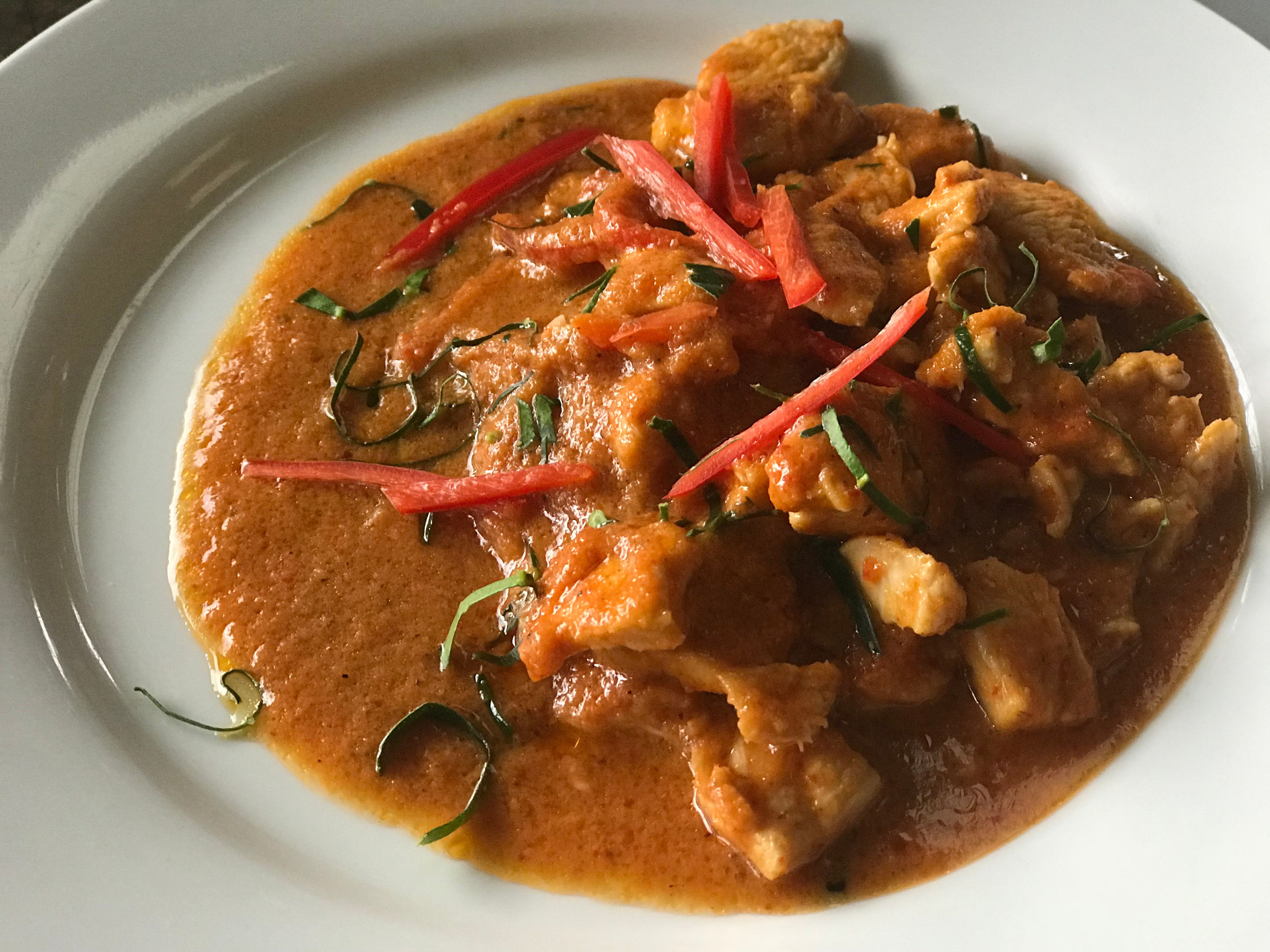 Creative Thai Cooking Class in Organic Farm with Market Tour