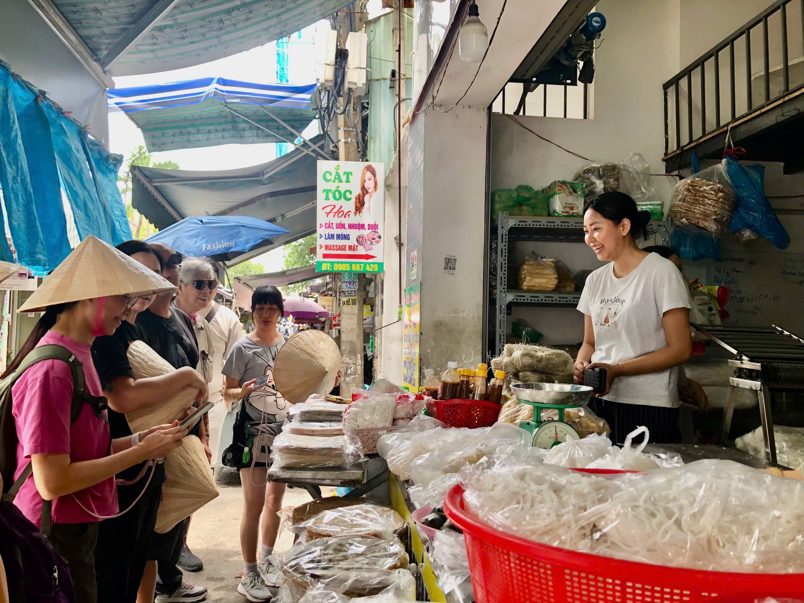 Authentisches vietnamesisches Kocherlebnis mit Markttour in Da Nang