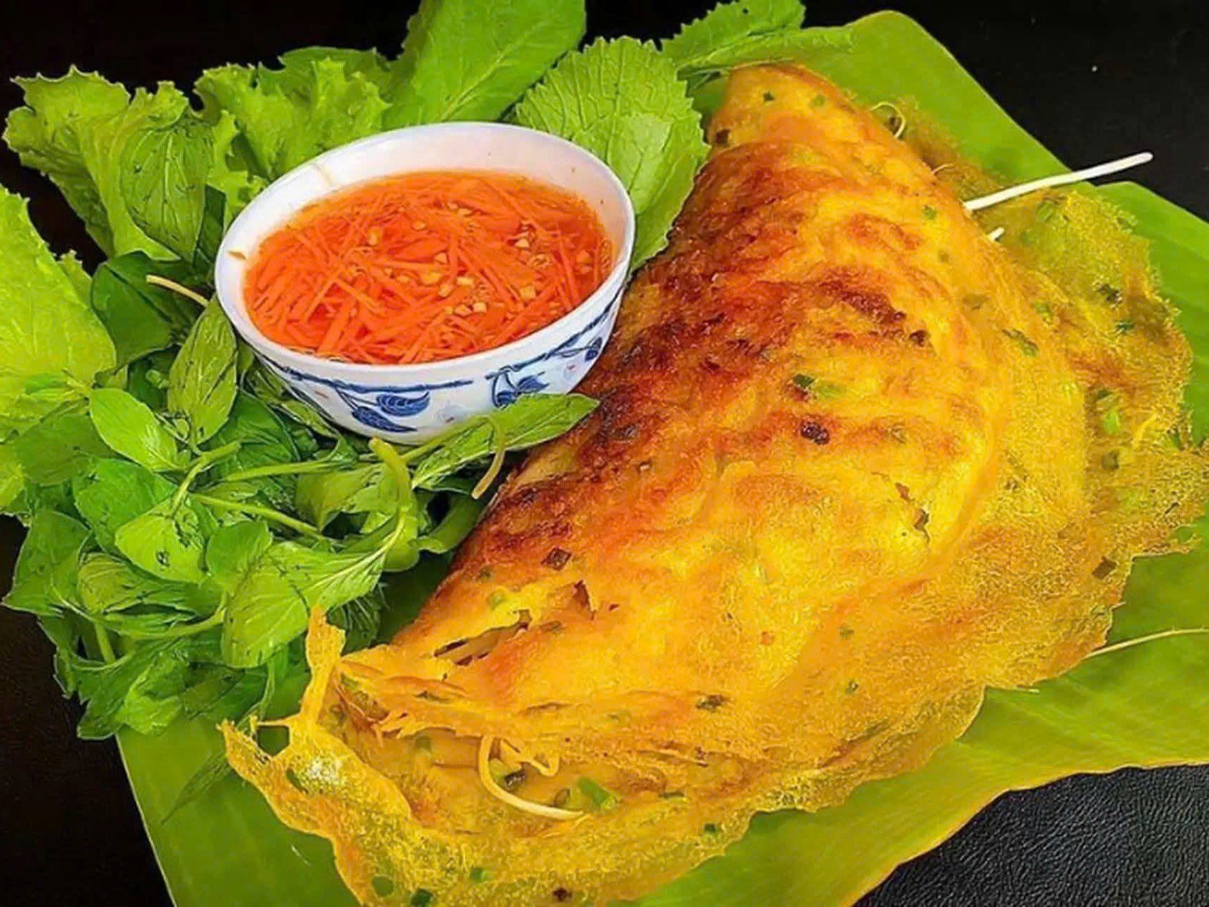 Da Nang Local's Home Cooking Class with Market Tour