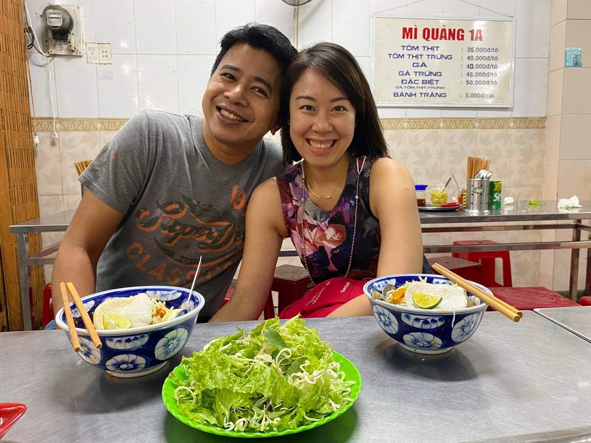 Da Nang Street Walking Food Tour Experience