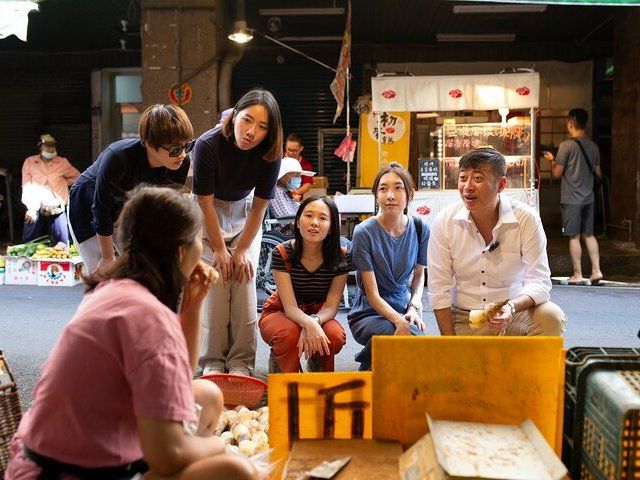 Taipei Market Secrets & The Taiwanese Risotto Experience
