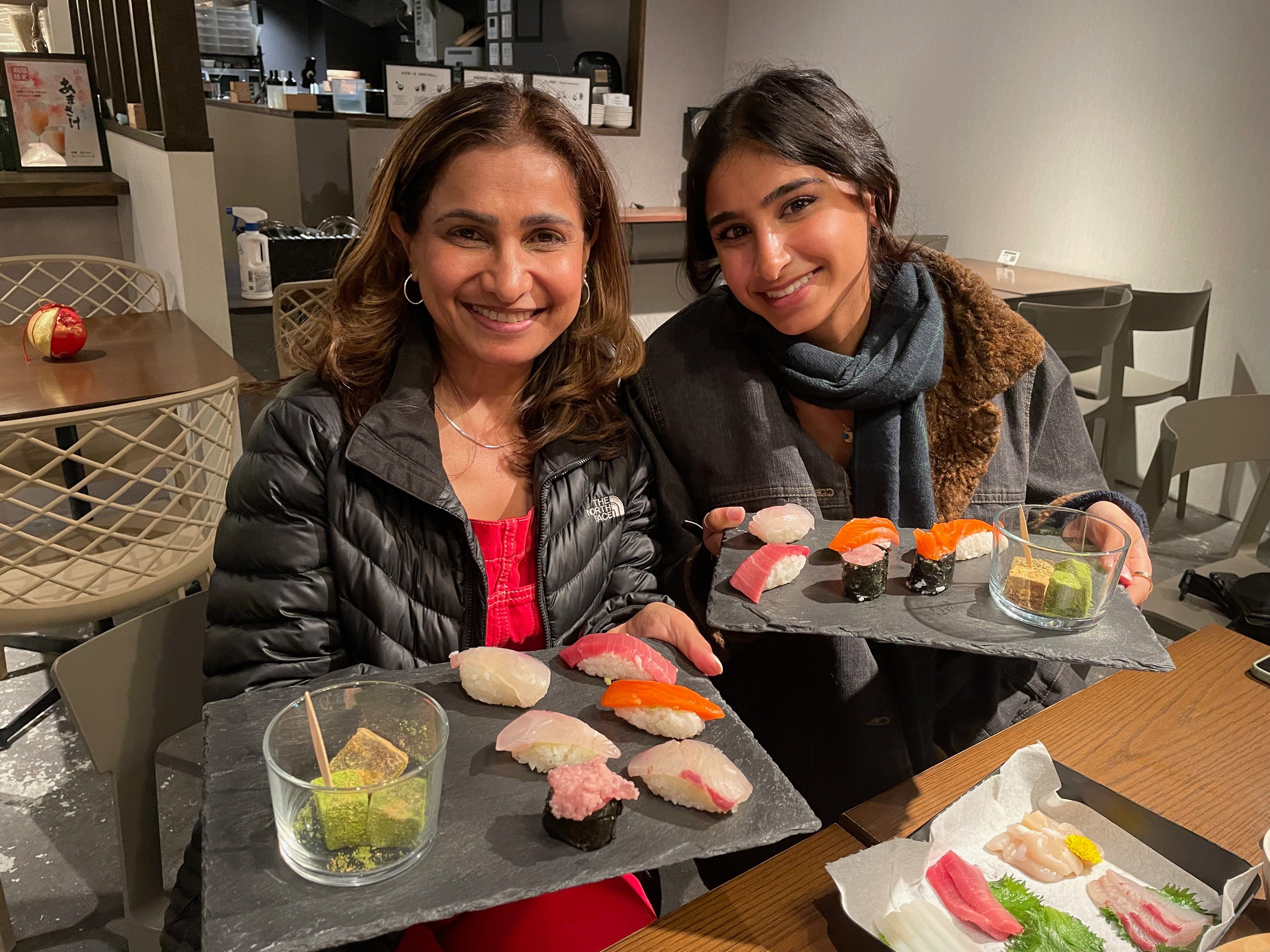 Sushi Making with a Professional Chef in Asakusa