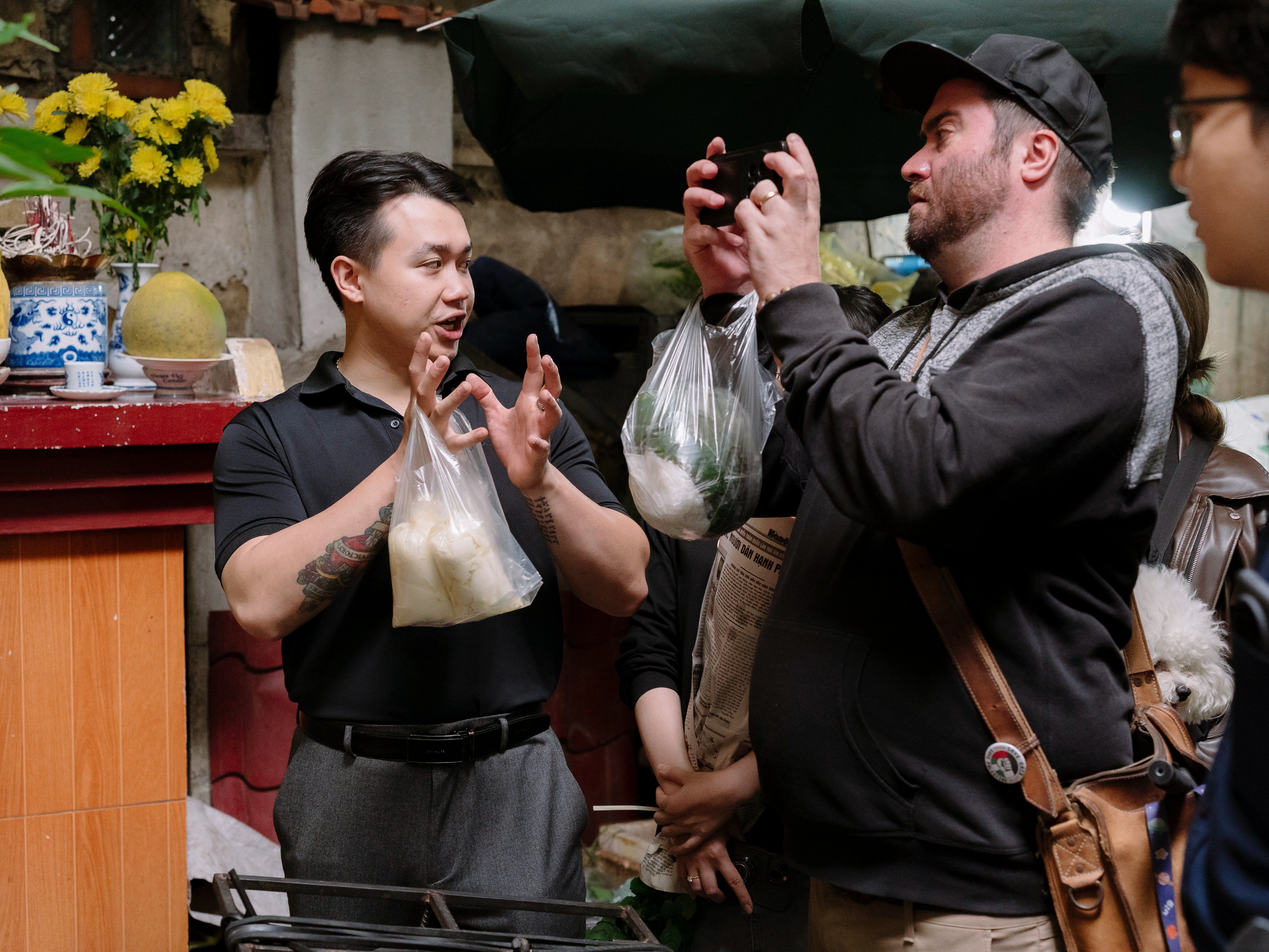 Discover Hanoi’s Vegan Flavors: Market Tour & Hands-On Cooking Class