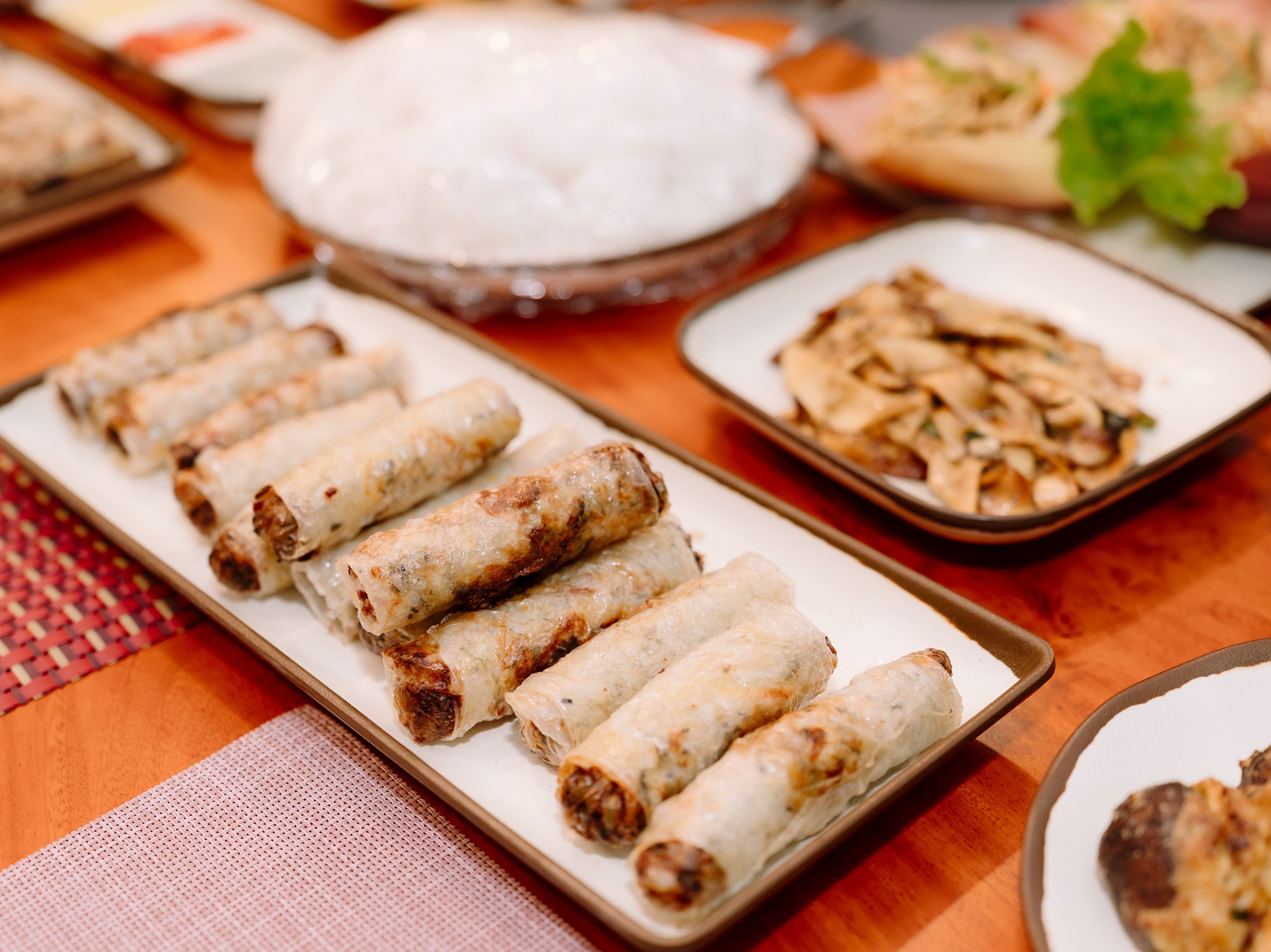 Discover Hanoi’s Vegan Flavors: Market Tour & Hands-On Cooking Class