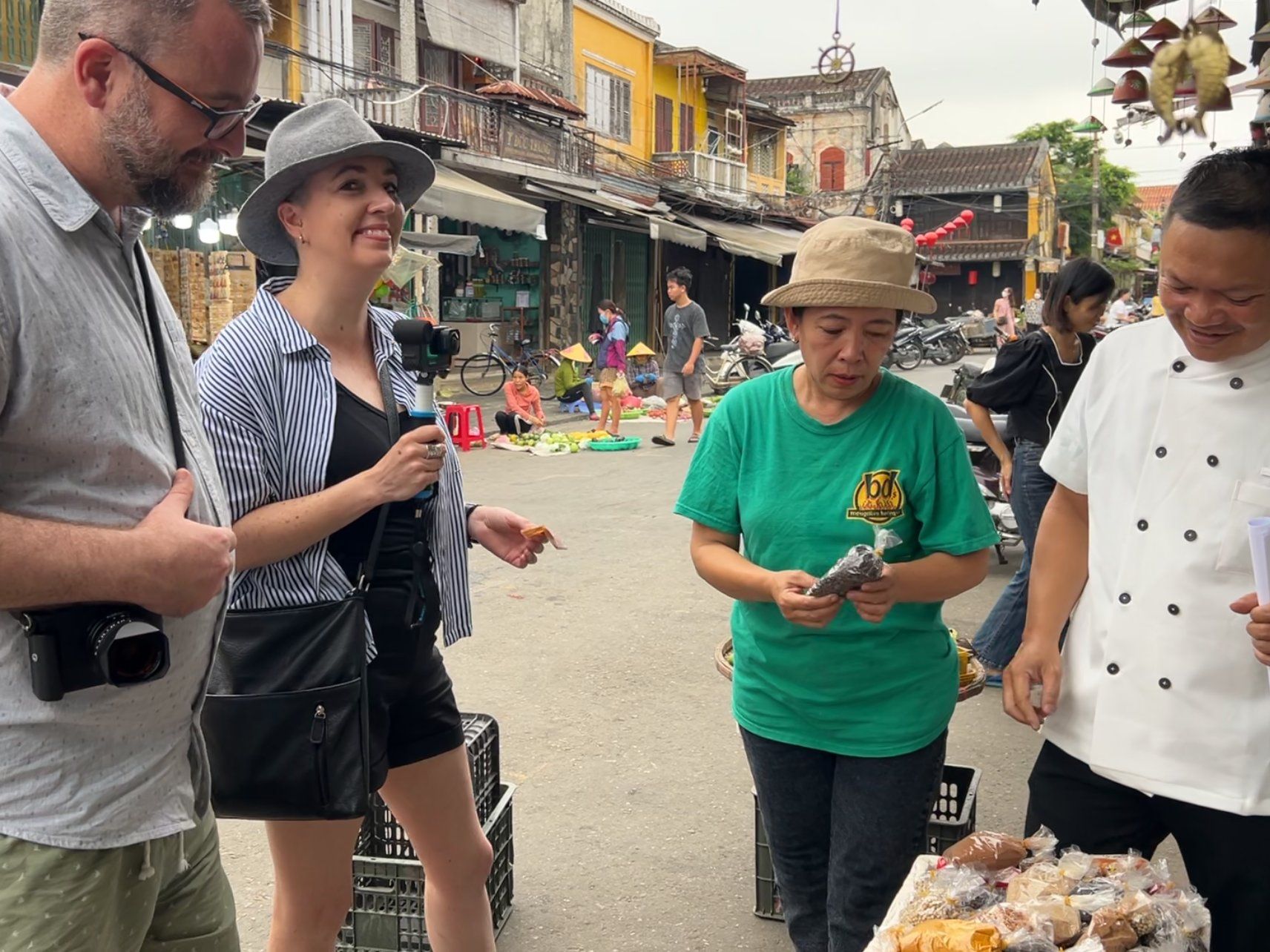 Discover Hoi An's Culinary Traditions with Market Tour and Cooking Class