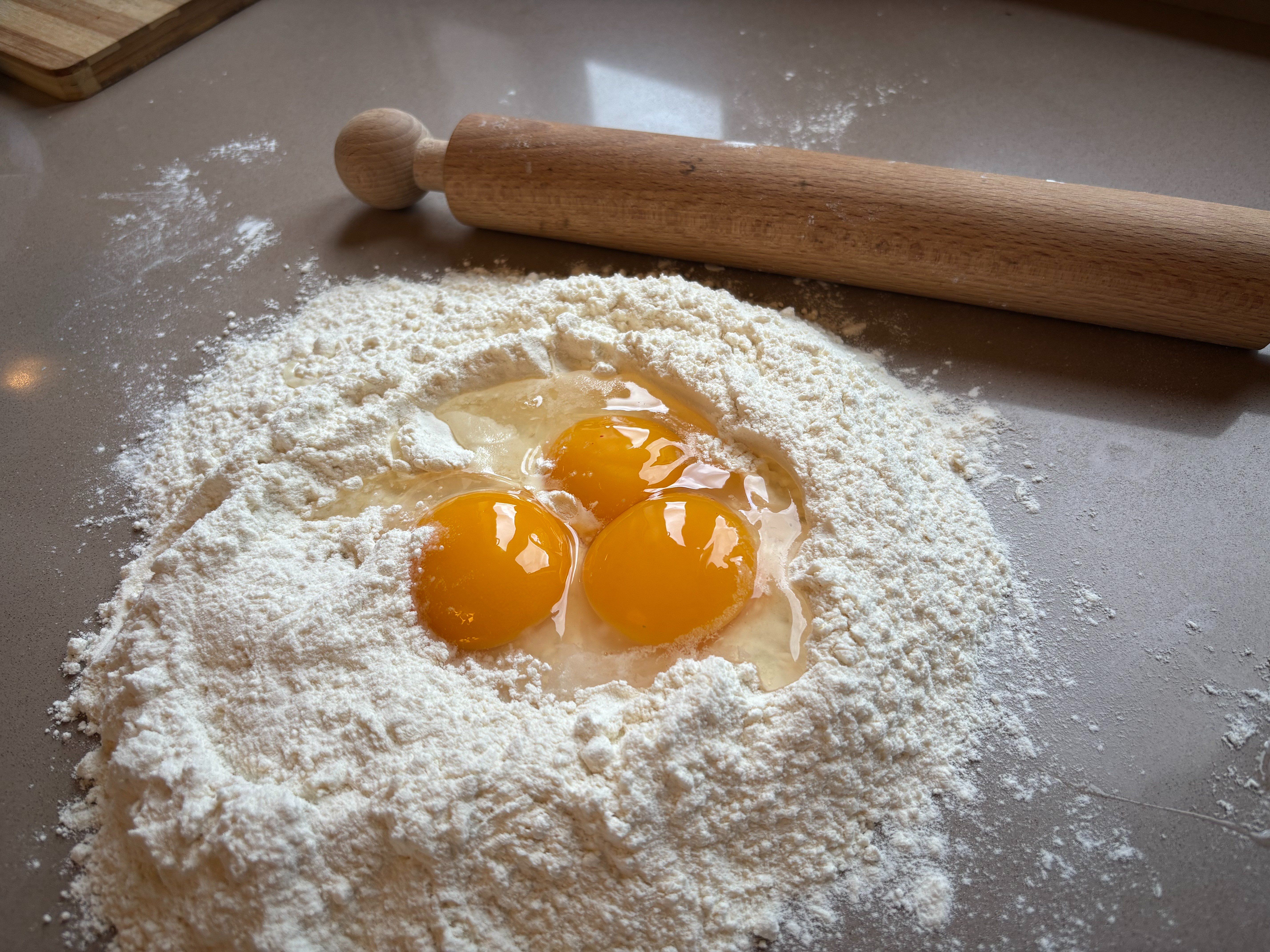 Double the Flavor: Two Types of Fresh Pasta & Tiramisu Experience