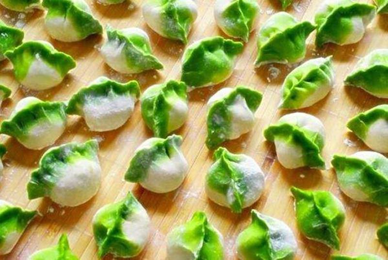 Hand-Pulled Noodles or Three-Colored Soup Dumplings Class with Wet Market Tour