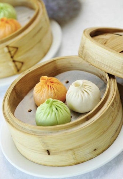 Hand-Pulled Noodles or Three-Colored Soup Dumplings Class with Wet Market Tour