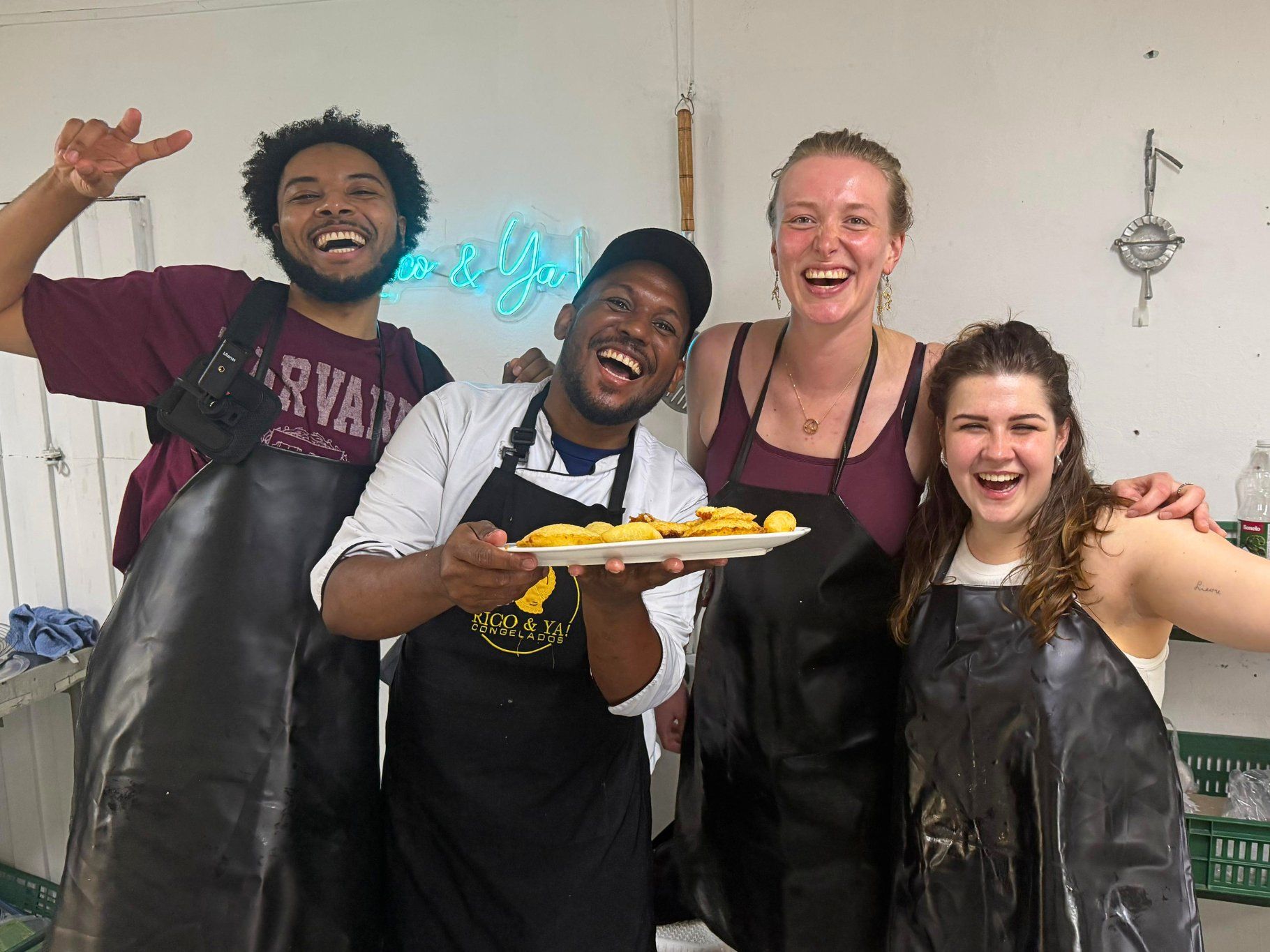 Experiencia de cocina tradicional de empanadas para grupos pequeños.
