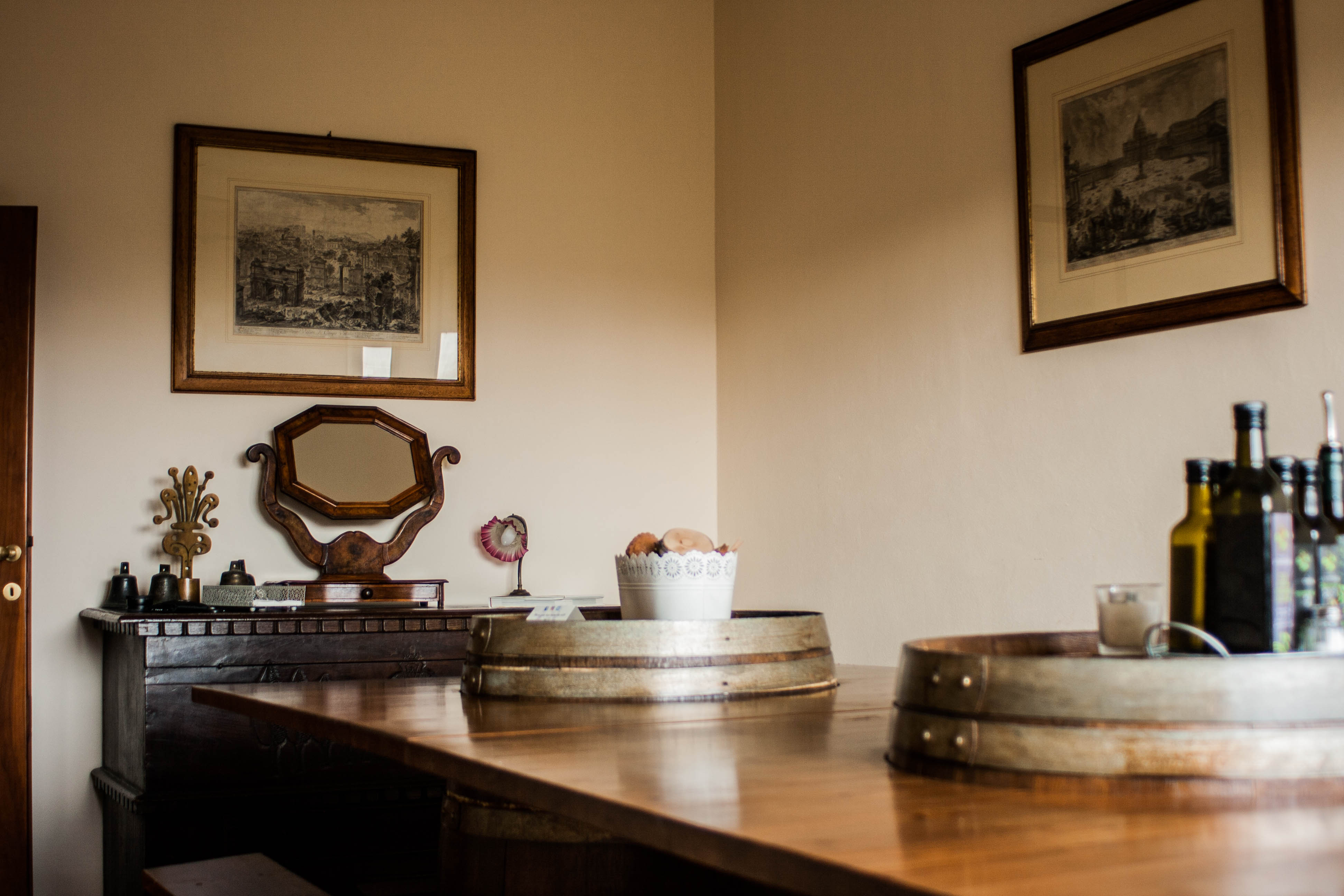 Essence of Tuscany – Wine and Virgin Olive Oil Tastings in San Gimignano